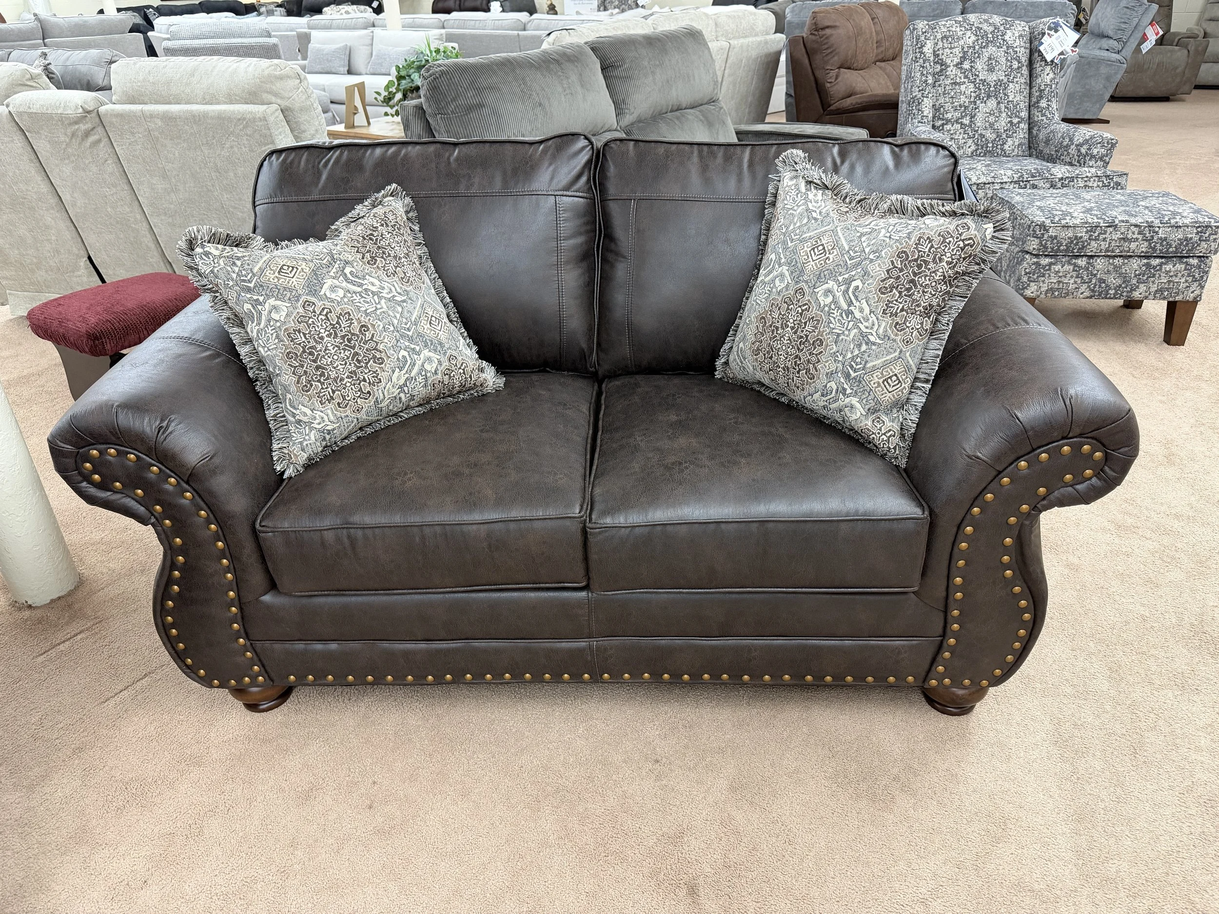 Hughes - loveseat in Ridgeline Brownie brown sueded polyester