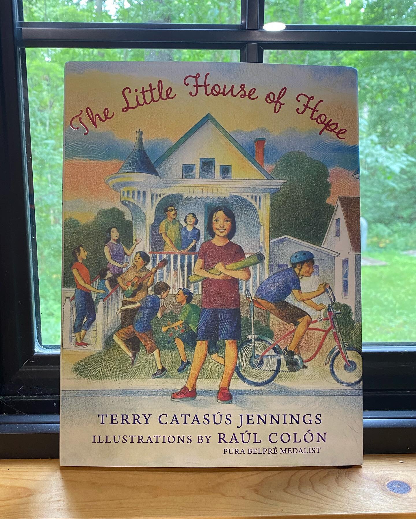 THE LITTLE HOUSE OF HOPE written by Terry Catas&uacute;s Jennings and illustrated by Ra&uacute;l Col&oacute;n is a heart-warming book about a family with a little house and a lot of love. 

The story starts with Esperanza&rsquo;s family arriving in t