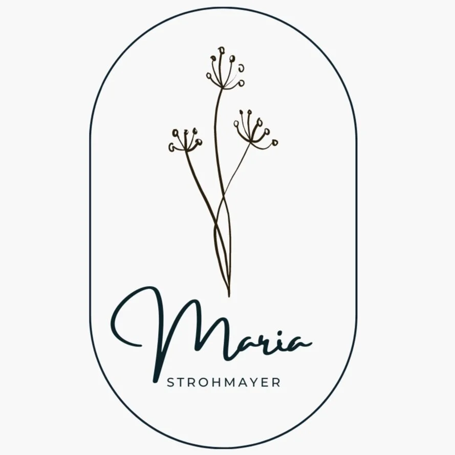 2020 Logo: "My three daughters"