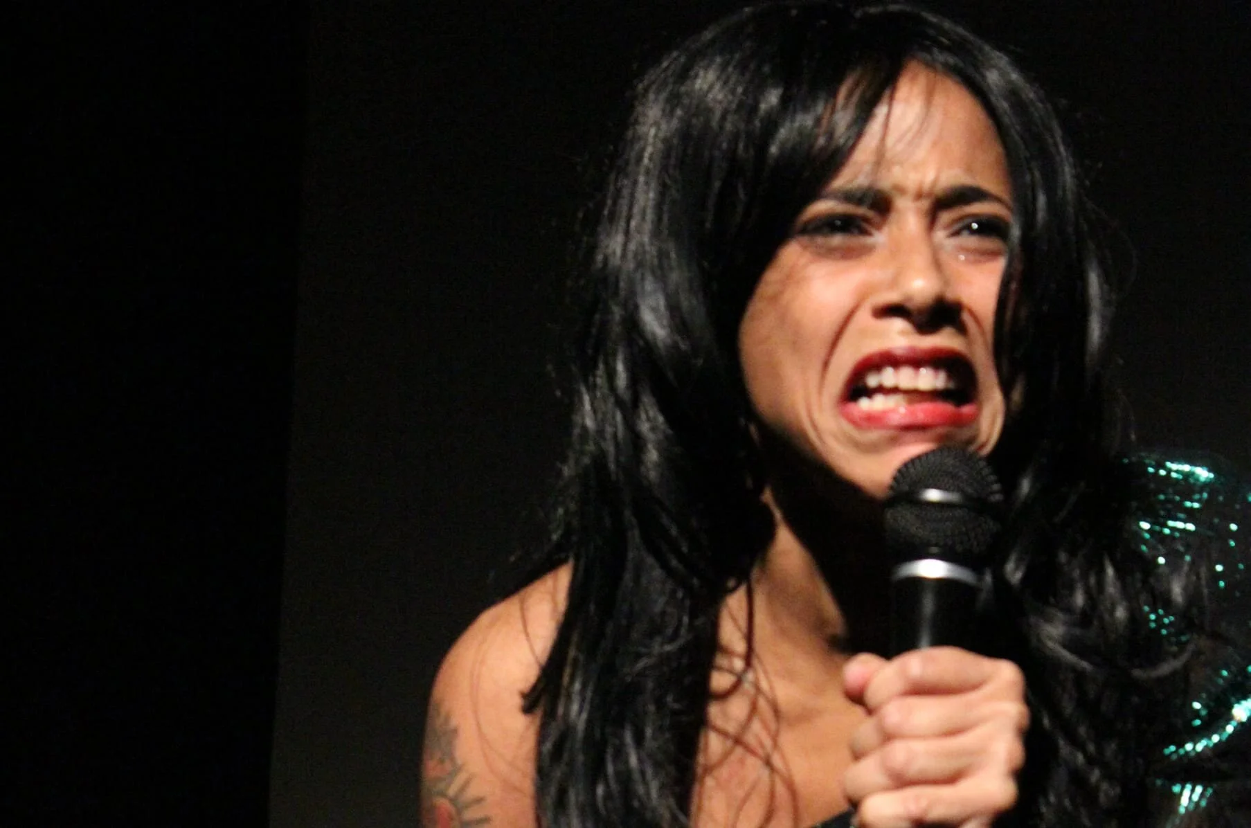 Catalina La O: Ahora Conmigo salutes Puerto Rican icons through genre-busting theatre