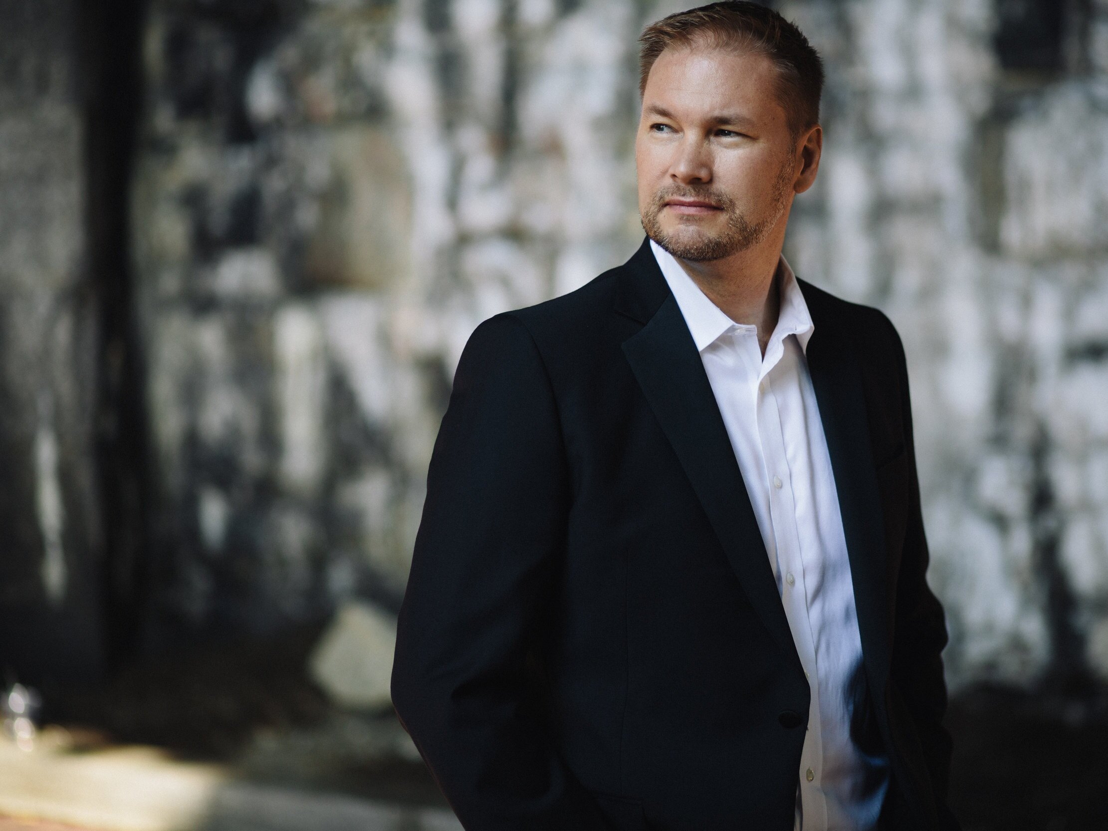 Stir Q&amp;A: Baritone Tyler Duncan gives a window into a world premiere