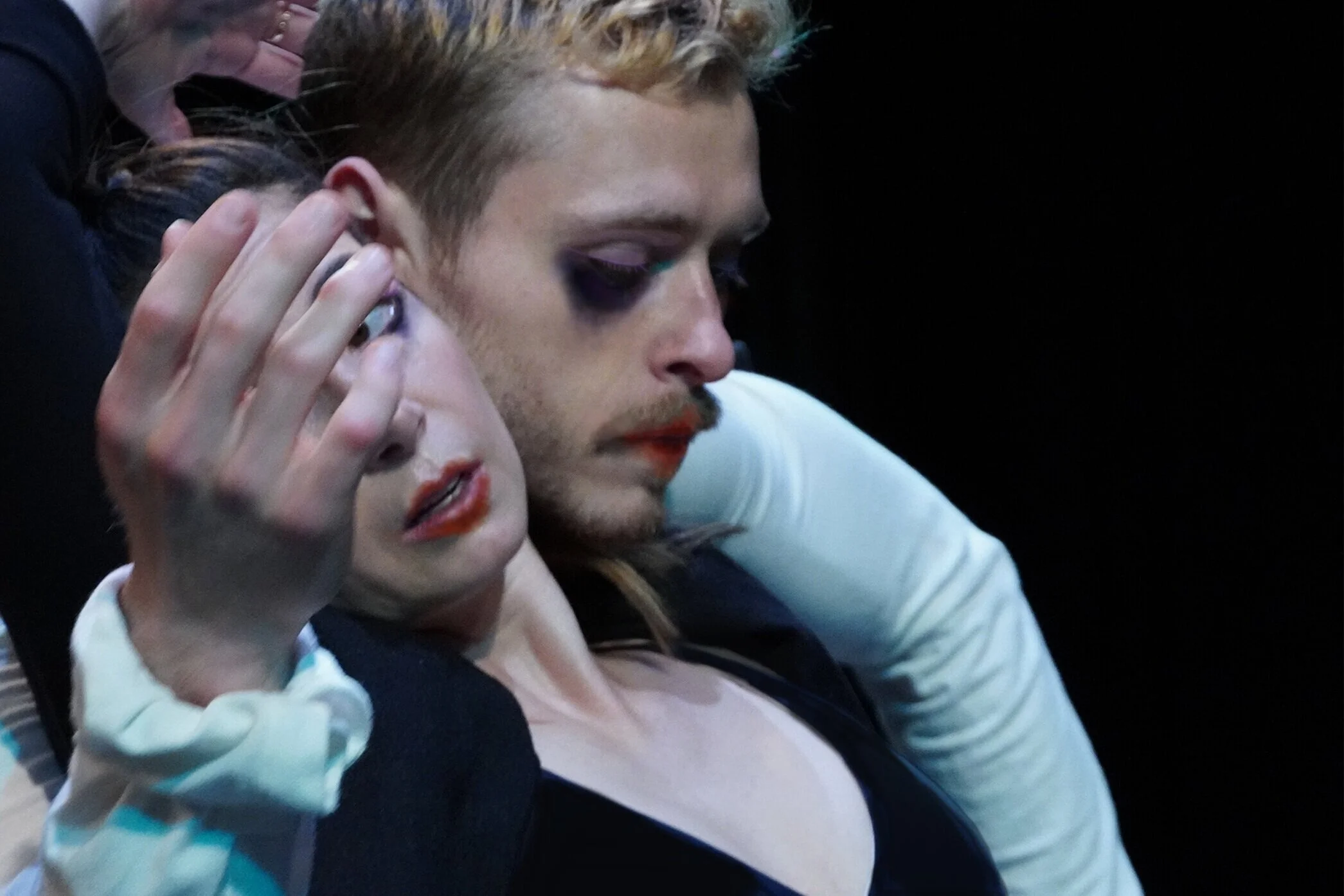 Ne. Sans opera and dance's Idan Cohen further finds his creative voice in Vancouver