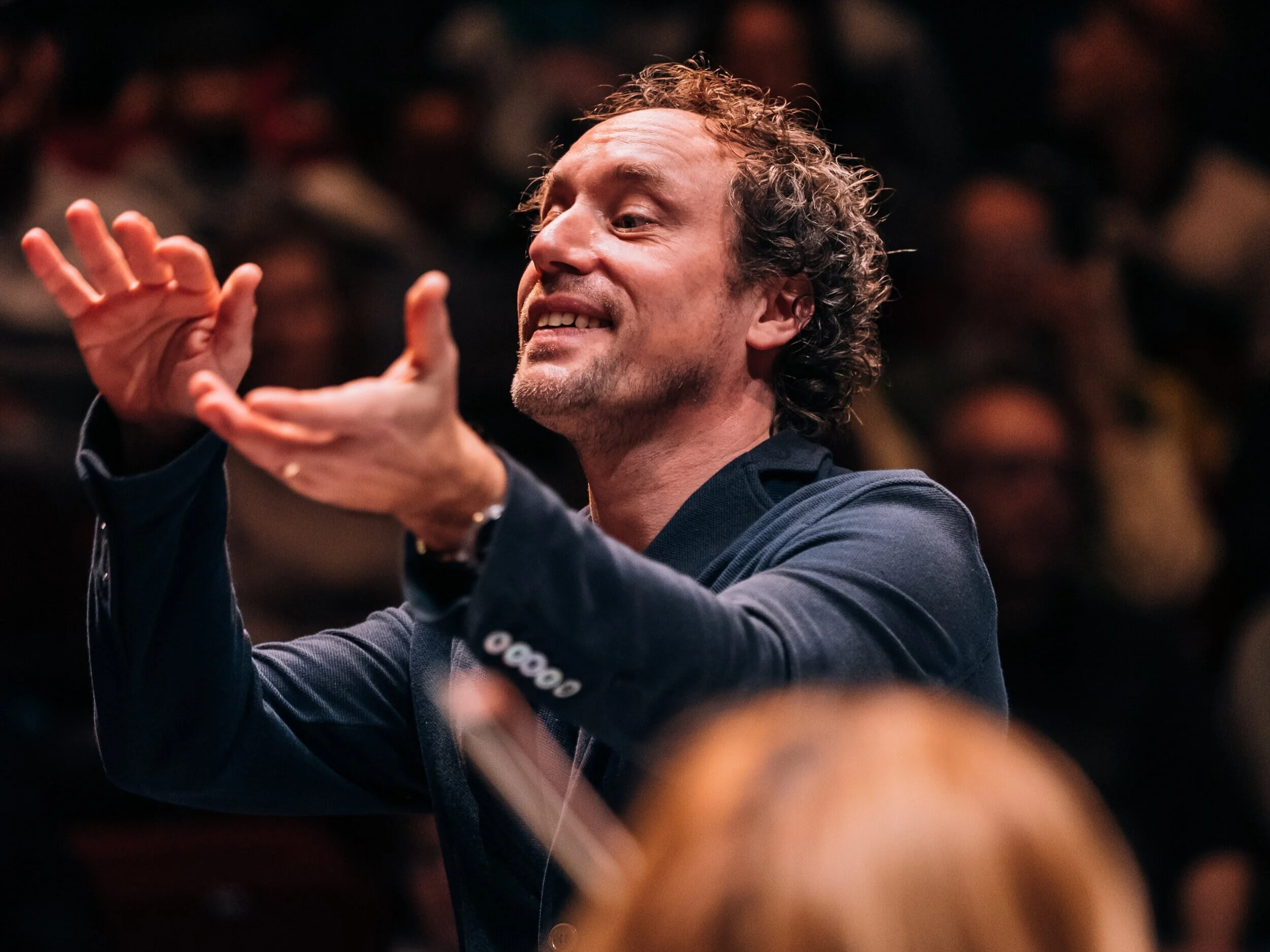 Vancouver Symphony Orchestra shares the gift of beautiful music this holiday season