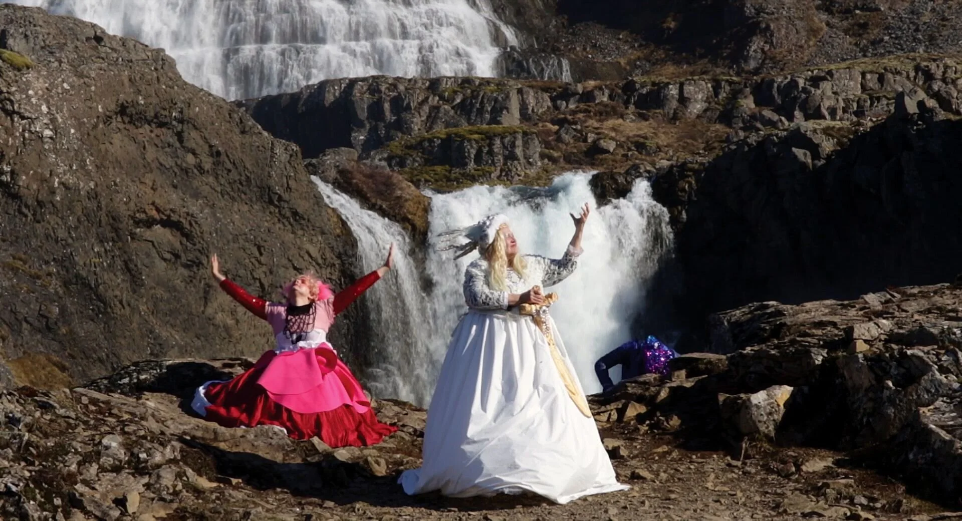 Sisters: Dream & Variations follows the artistic journey of fiercely creative siblings to Iceland and beyond at 2021 R2R Film Fest