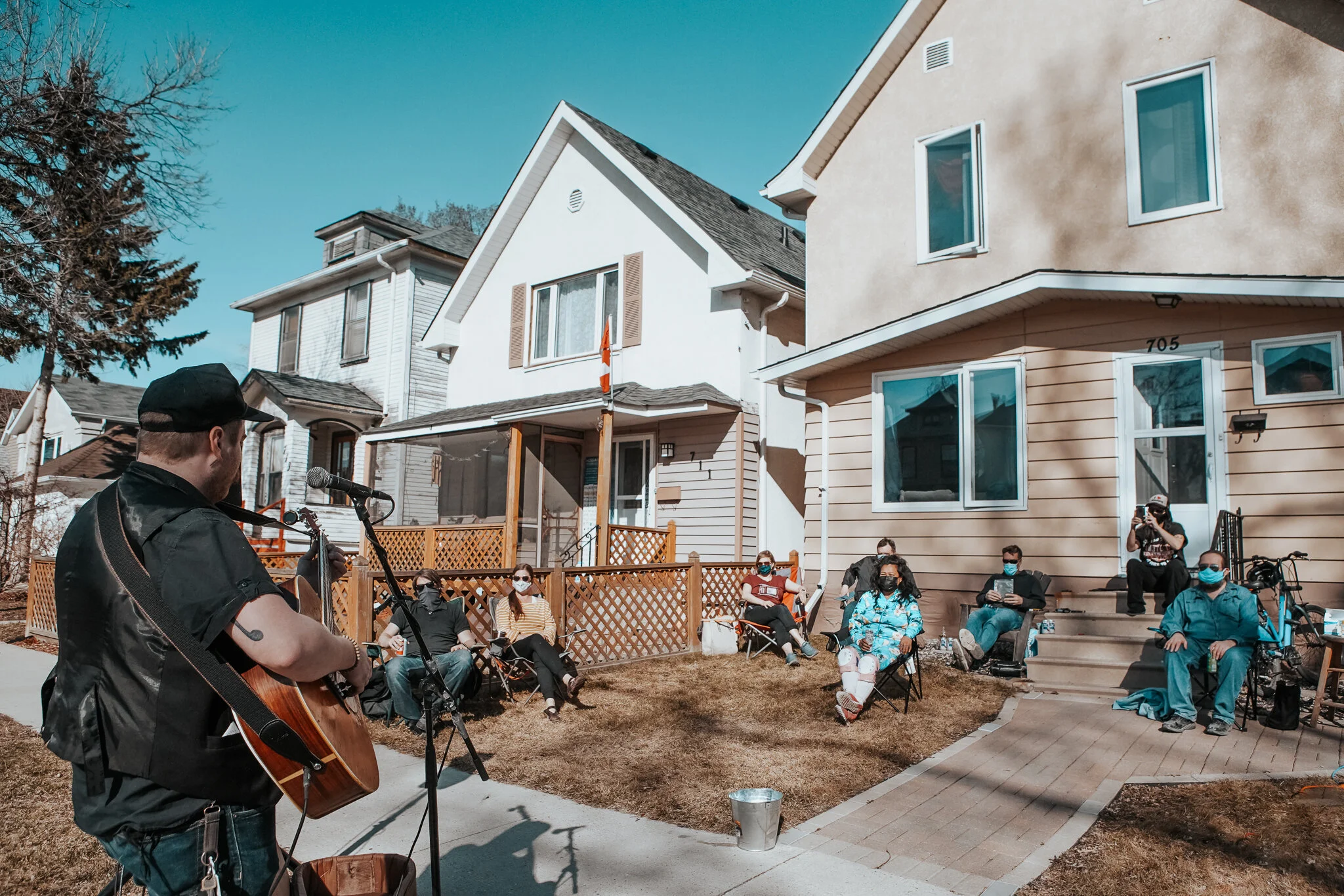 Curbside Concerts brings live music to Vancouver side streets and driveways