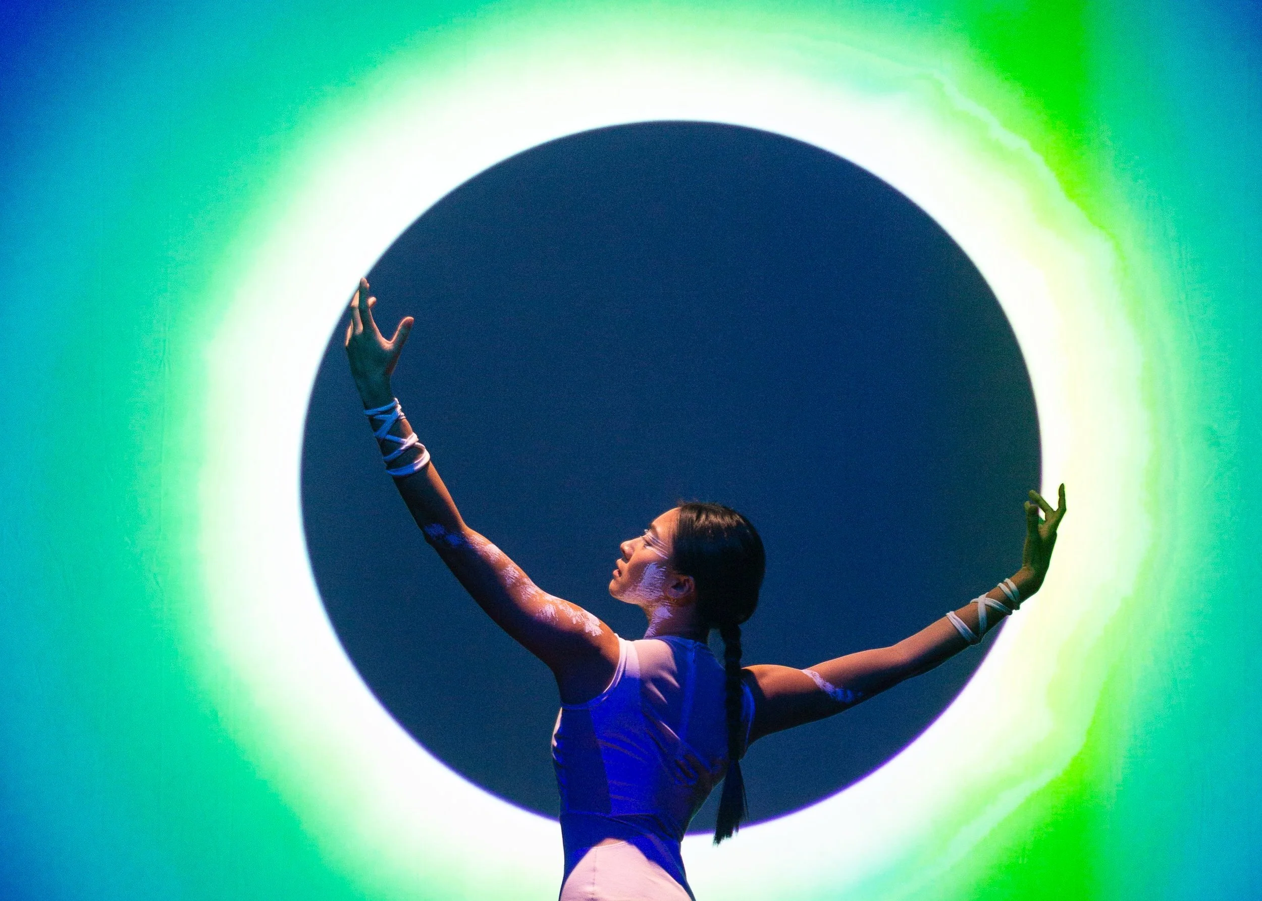 DanceHouse presents Red Sky Performance's sumptuous, kinetic Trace