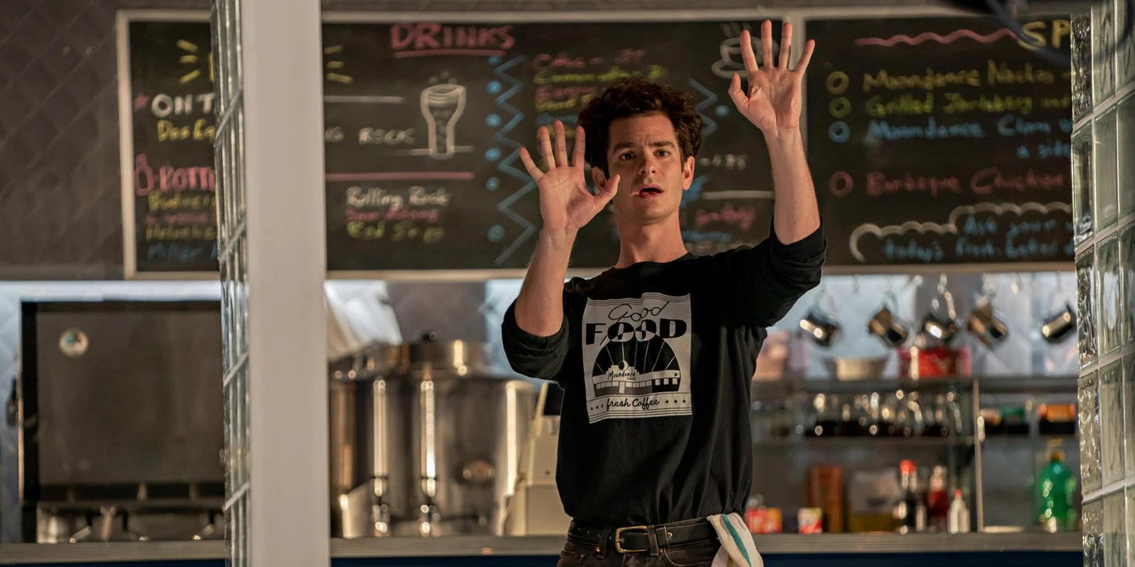  Lin-Manuel Miranda makes directorial debut with tick, tick...Boom!