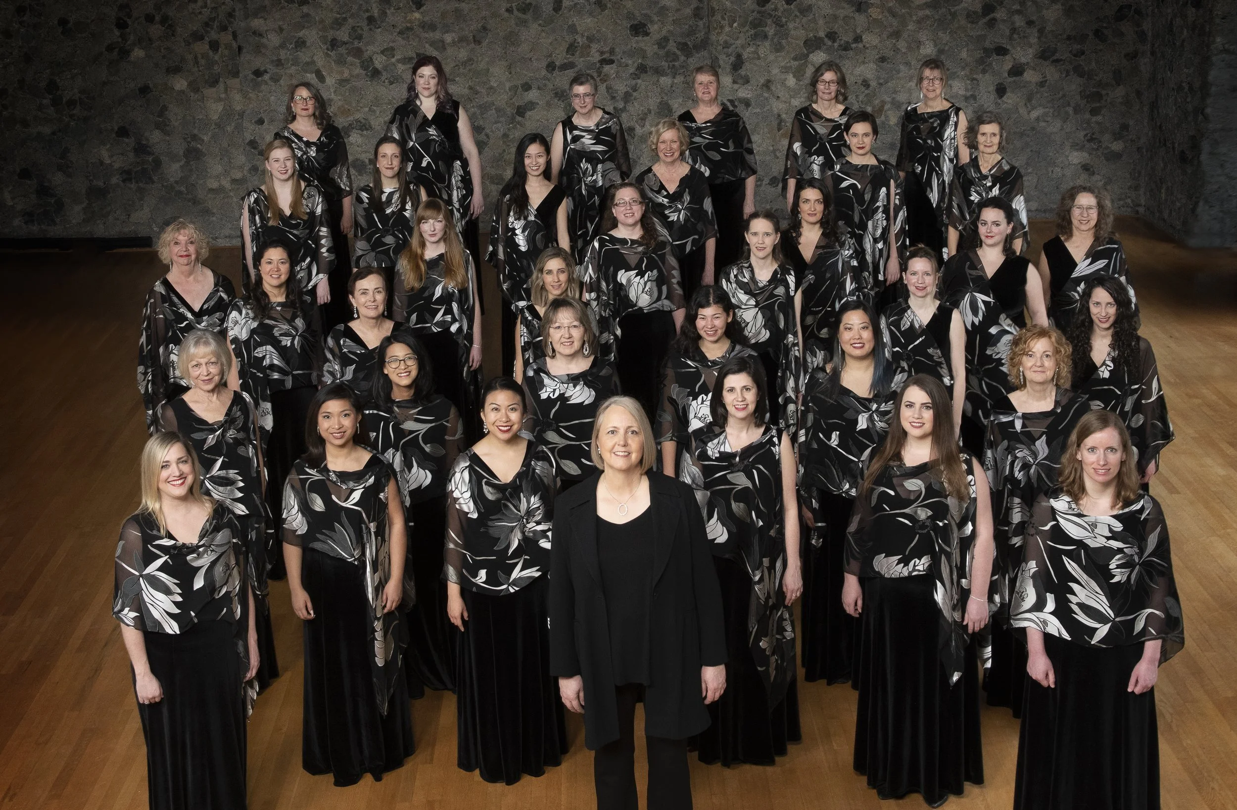 Elektra Women's Choir returns to the stage with The Light of Hope Returning