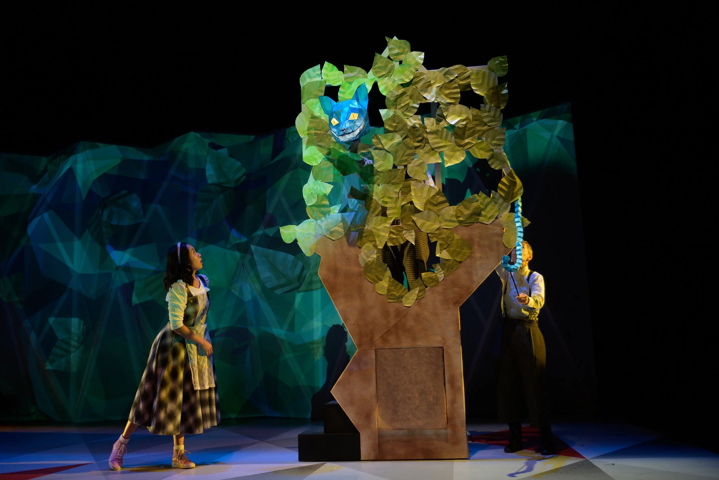 In Wonderland gives Lewis Carroll classics a fresh spin with vaudeville