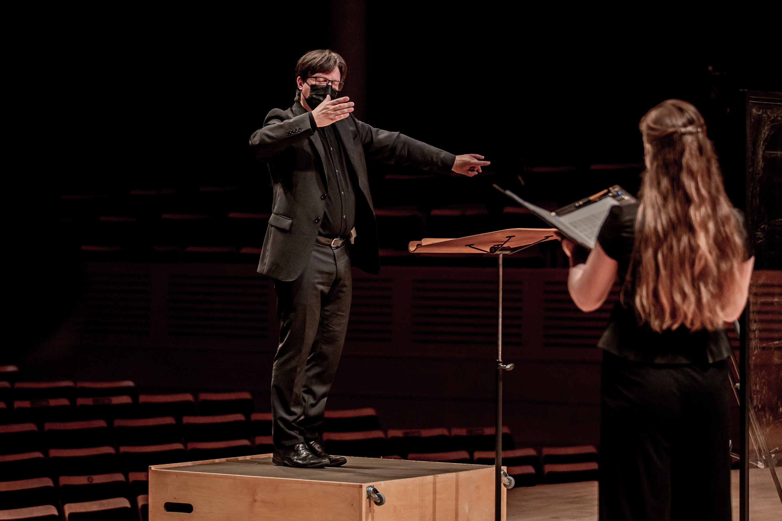 Vancouver Chamber Choir takes audience on a reflective journey with PATH OF MIRACLES