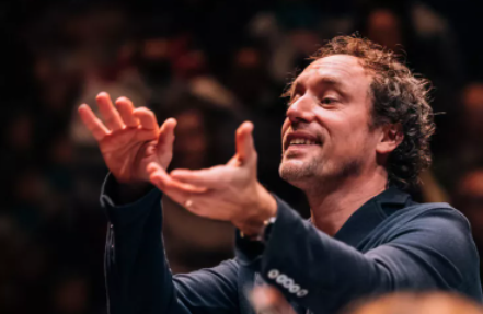 Vancouver Symphony Orchestra closes season with Mahler's sweeping 5th Symphony