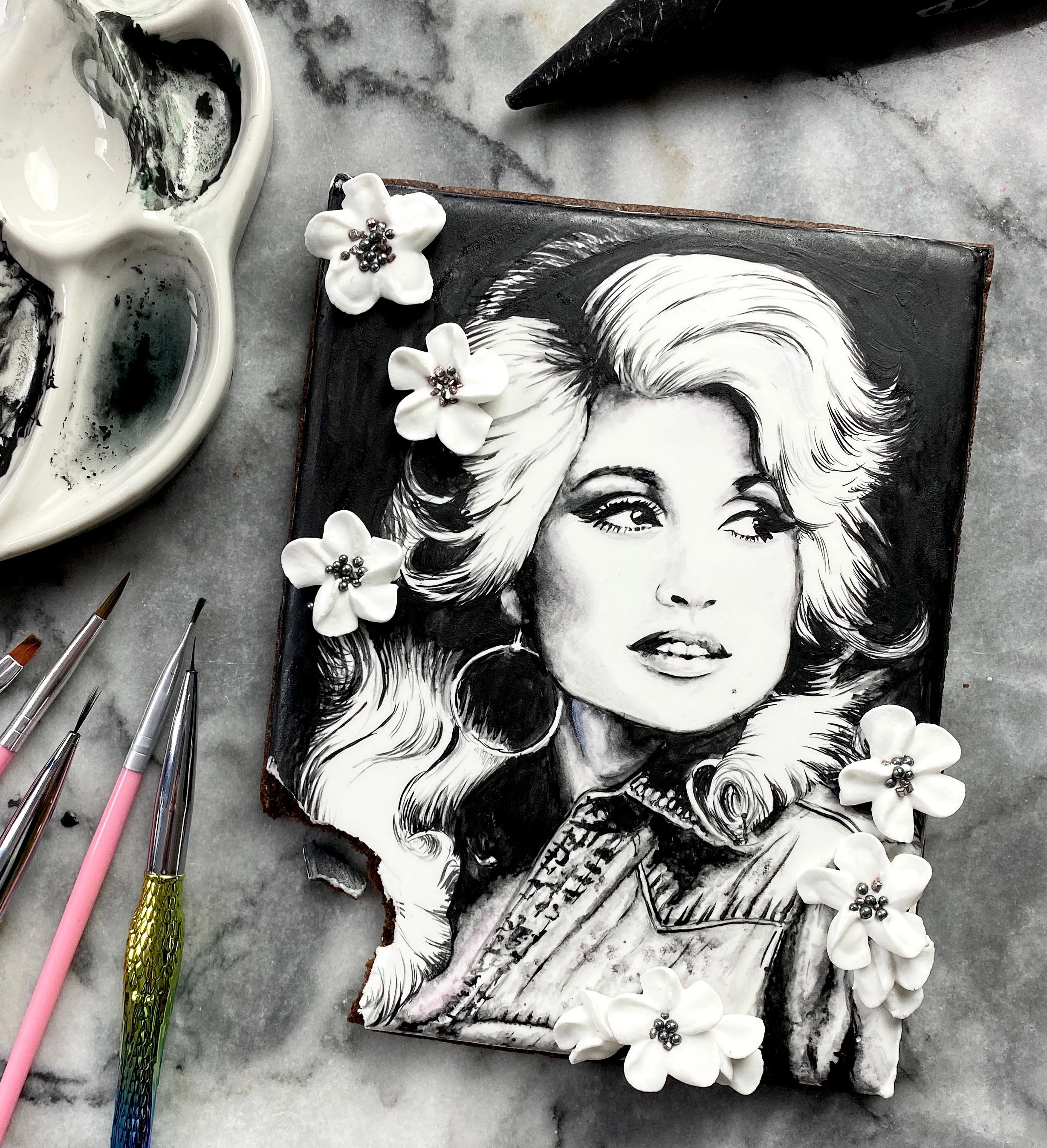 Sugar artist Lucie Radcliffe turns cookies into masterpieces