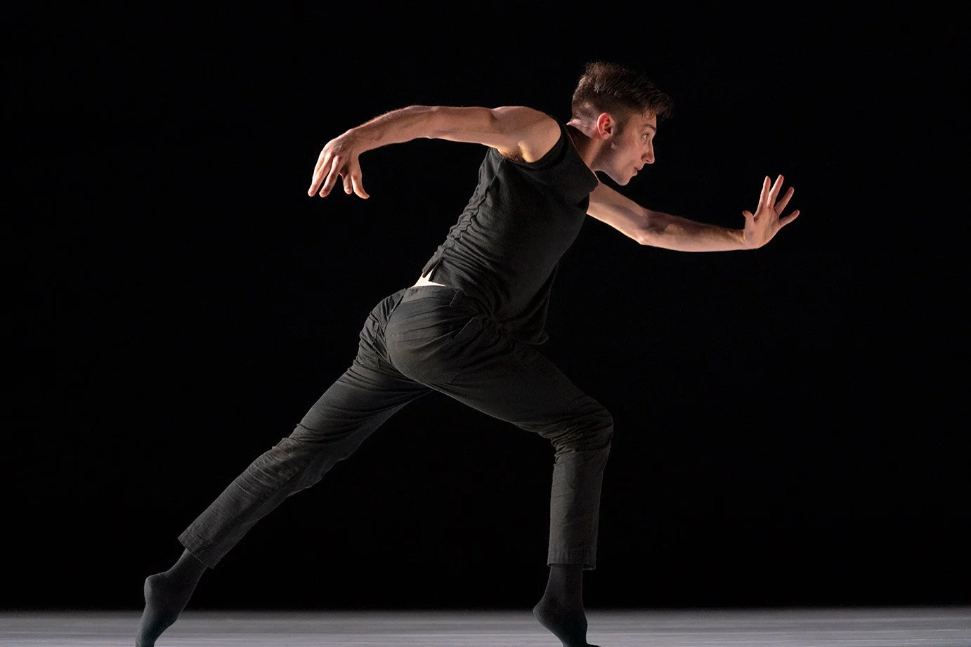 Arts Umbrella Dance Company performs season finale, MOVE, at Vancouver Playhouse May 19 to 21