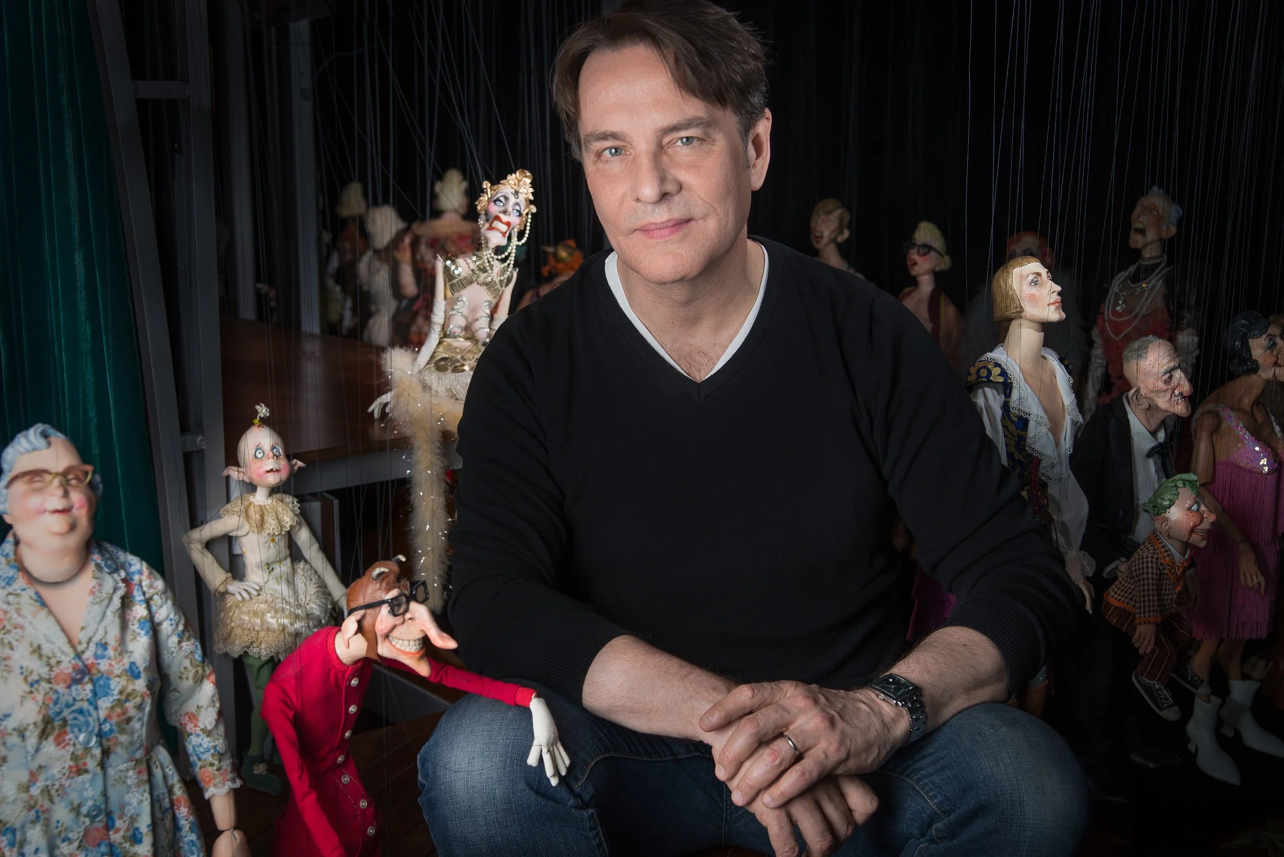 In Little Willy, Ronnie Burkett's eccentric marionettes meet Romeo and Juliet