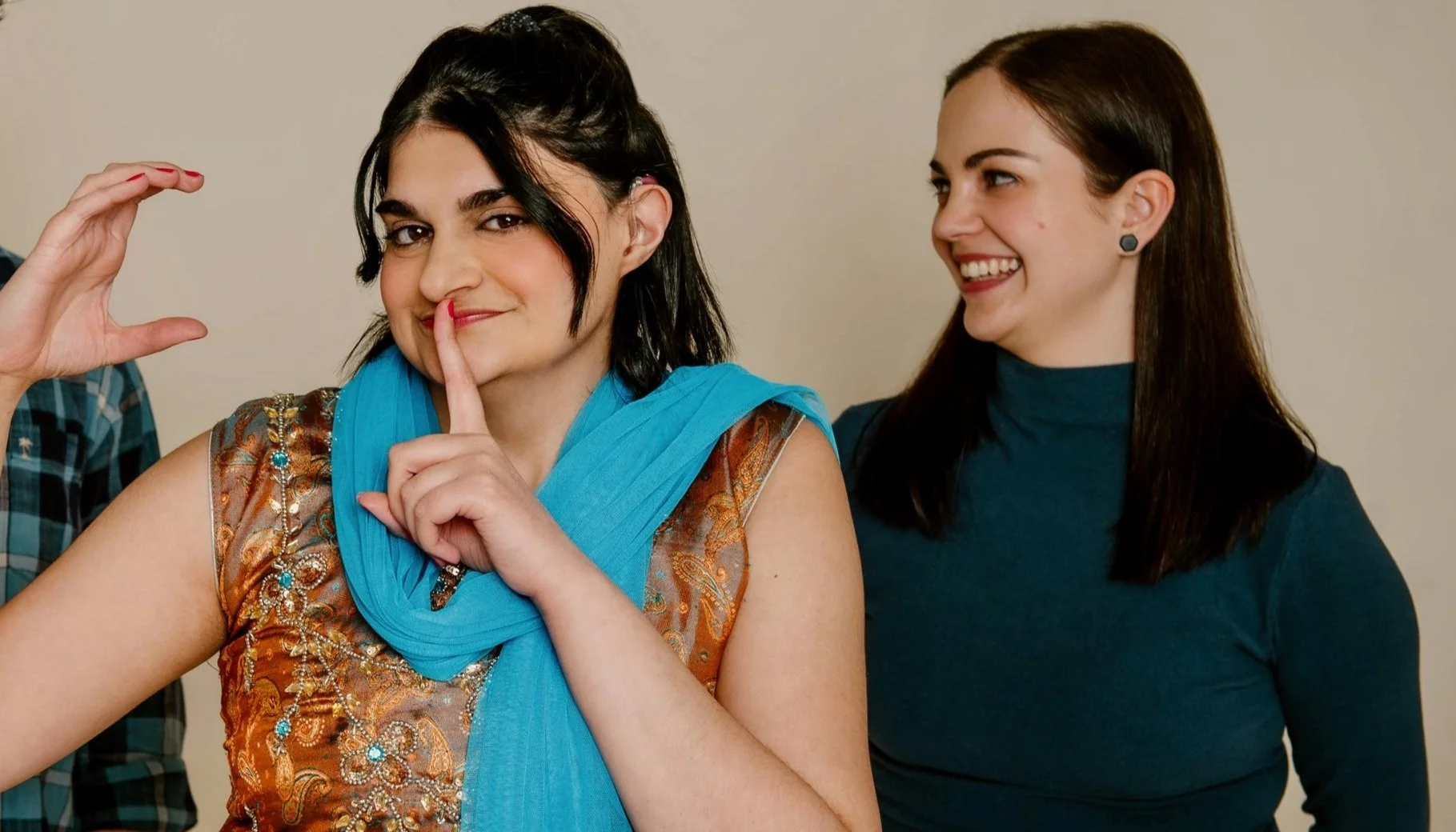 At rEvolver Festival, Catfish finds a theatrical language that both Deaf and hearing audiences can understand