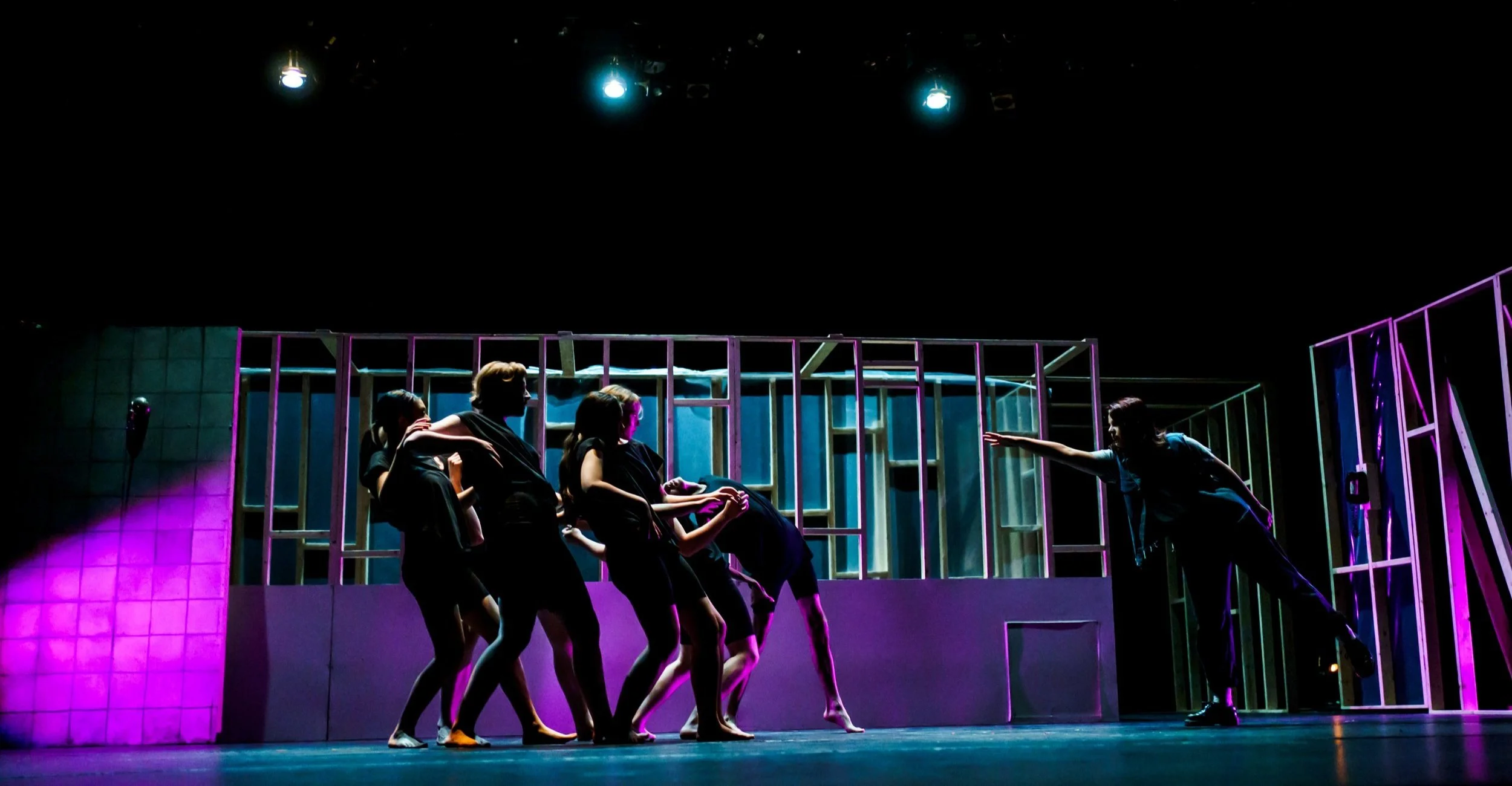 Loose Assemblage addresses alienation in Vancouver through theatre, dance, and the absurd, May 24 to 27