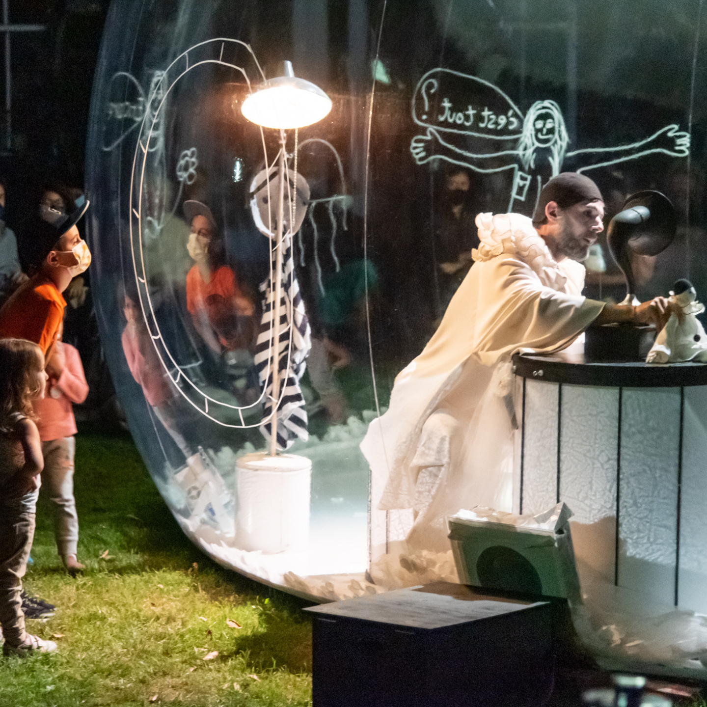 La bulle mesmerizes as Pierrot performs in a giant, illuminated bubble, July 19 to 21