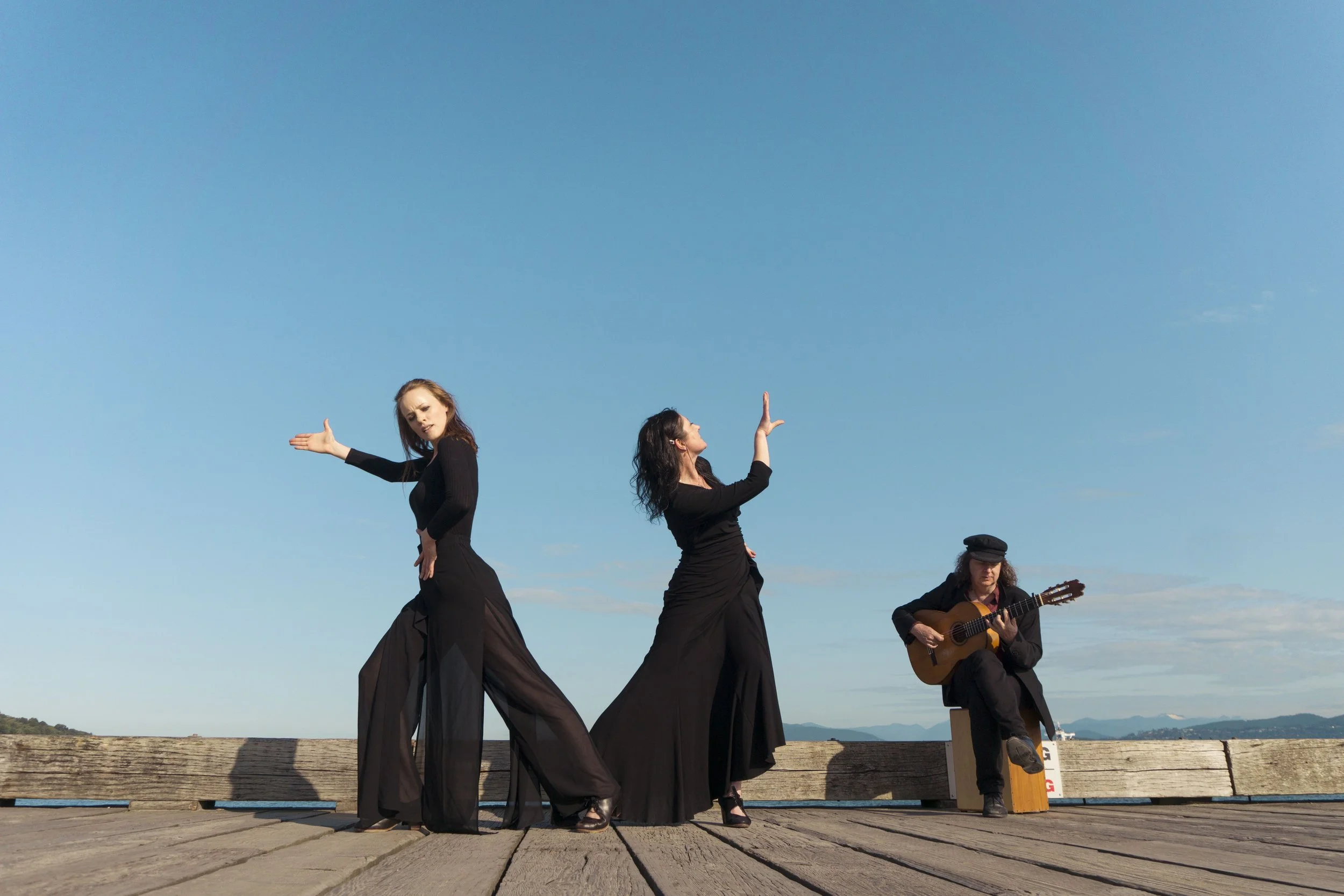 The Dance Centre presents Calle Verde and Jhoely Triana Flamenco in Discover Dance! series, November 9