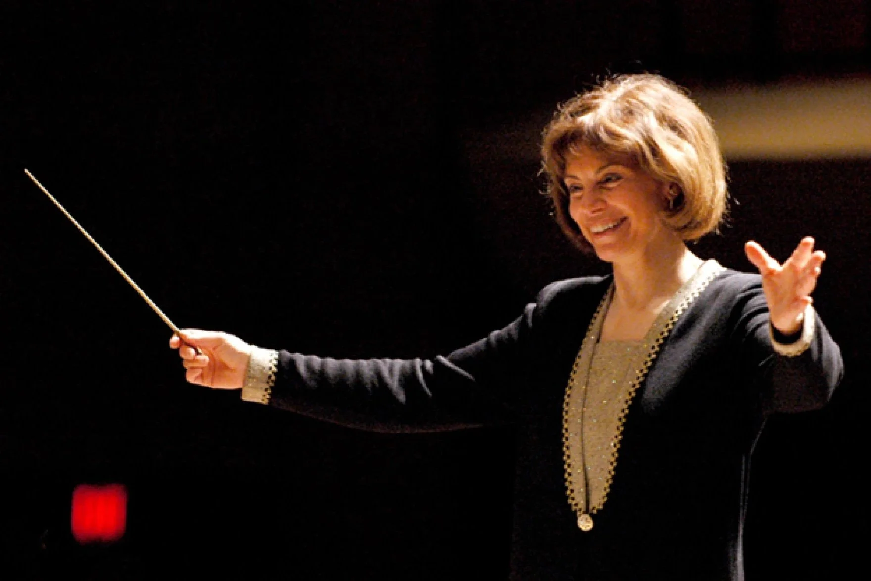 JoAnn Falletta conducts Ravel: La Valse &amp; Boléro at the Vancouver Symphony Orchestra, December 1 and 3