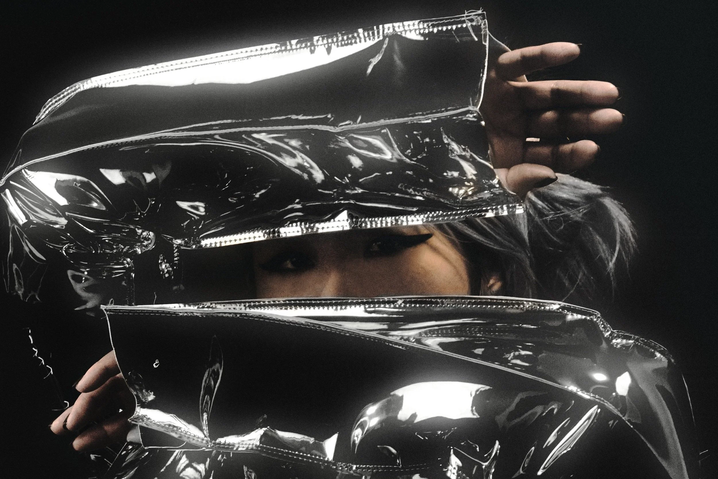 A delivery app subroutine gains sentience in Nancy Lee's OSMOSi: 422 Unprocessable Entity