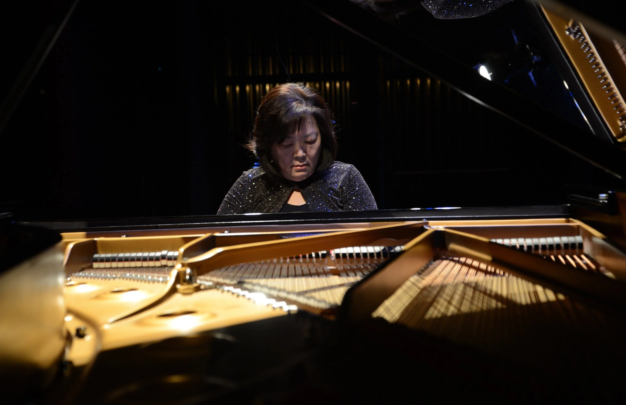 Internationally renowned pianist Angela Cheng joins Vetta Chamber Music players for a musical conversation with old friends