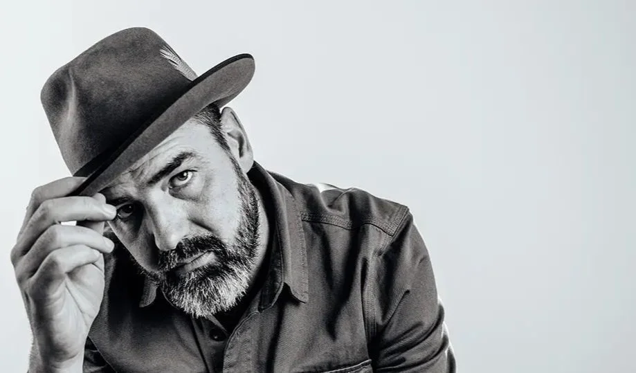 Stir Cheat Sheet: 5 things to know about adventurous U.K. guitarist Martin Harley