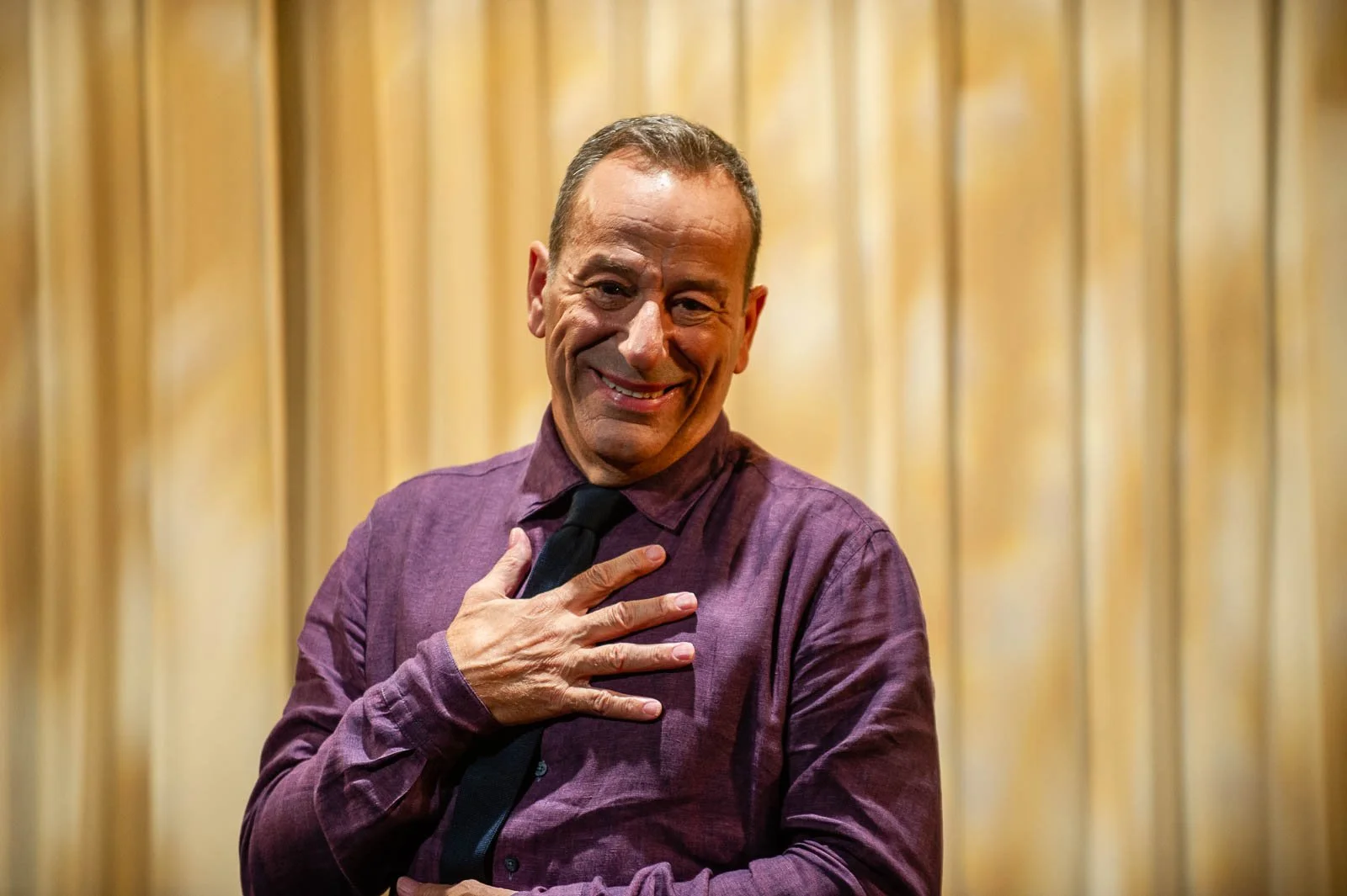In Michel(le), Théâtre la Seizième celebrates a colourful character gone too soon