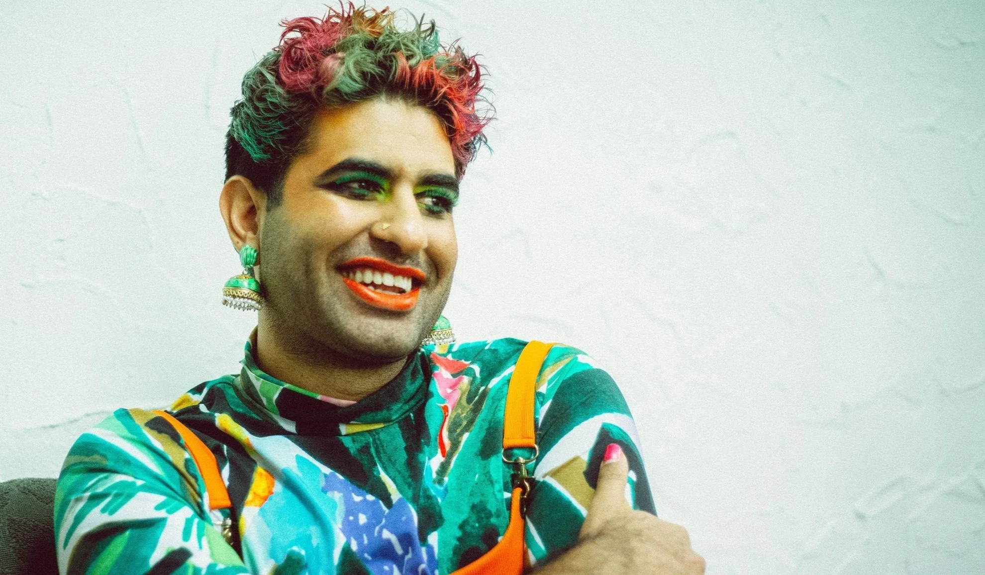 Stir Q&amp;A: Alok talks about the meaning of beauty and the freedom of comedy