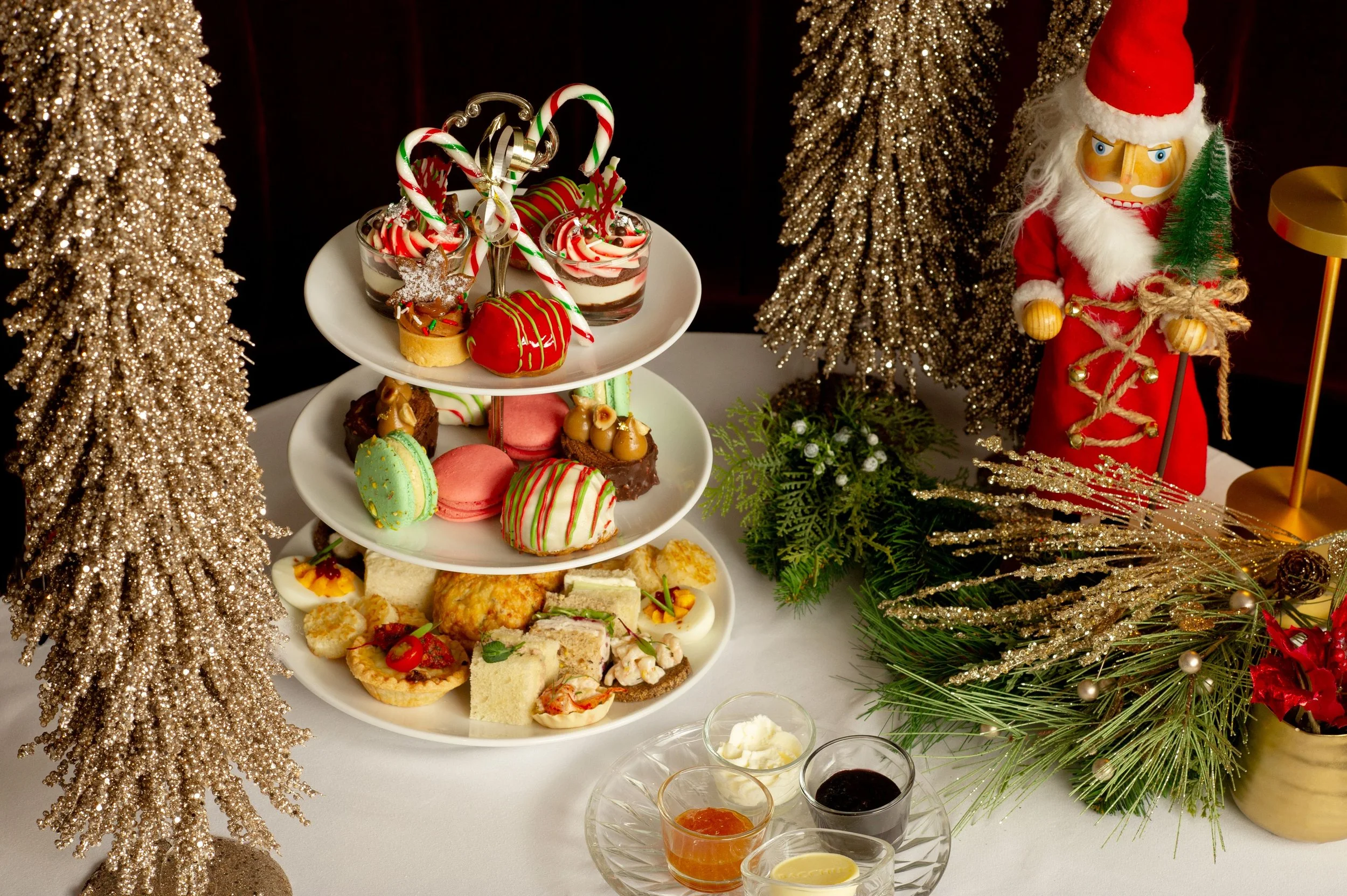 Afternoon tea to usher in the holidays