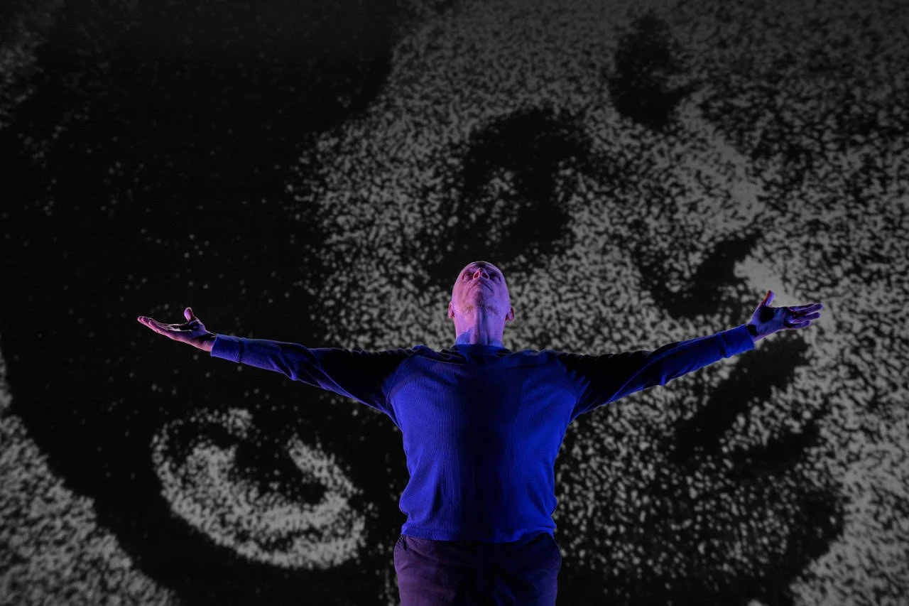 Dance review: In I remember..., Joe Laughlin takes a personal look at the march of time and the ephemerality of dance 