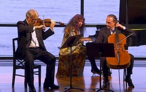 Friends of Chamber Music fan-favourite Han Finckel Setzer Trio returns to the Vancouver stage, February 18