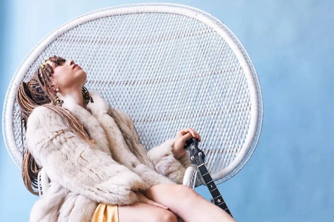 Folk connections run deep for singer and banjo master Kaïa Kater