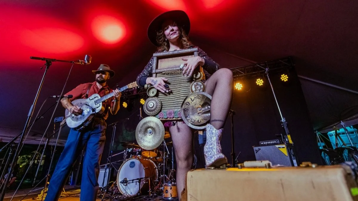 At Mission Folk Music Festival, the  Vaudevillian’s sassy duo turns back clock to golden age of hokum