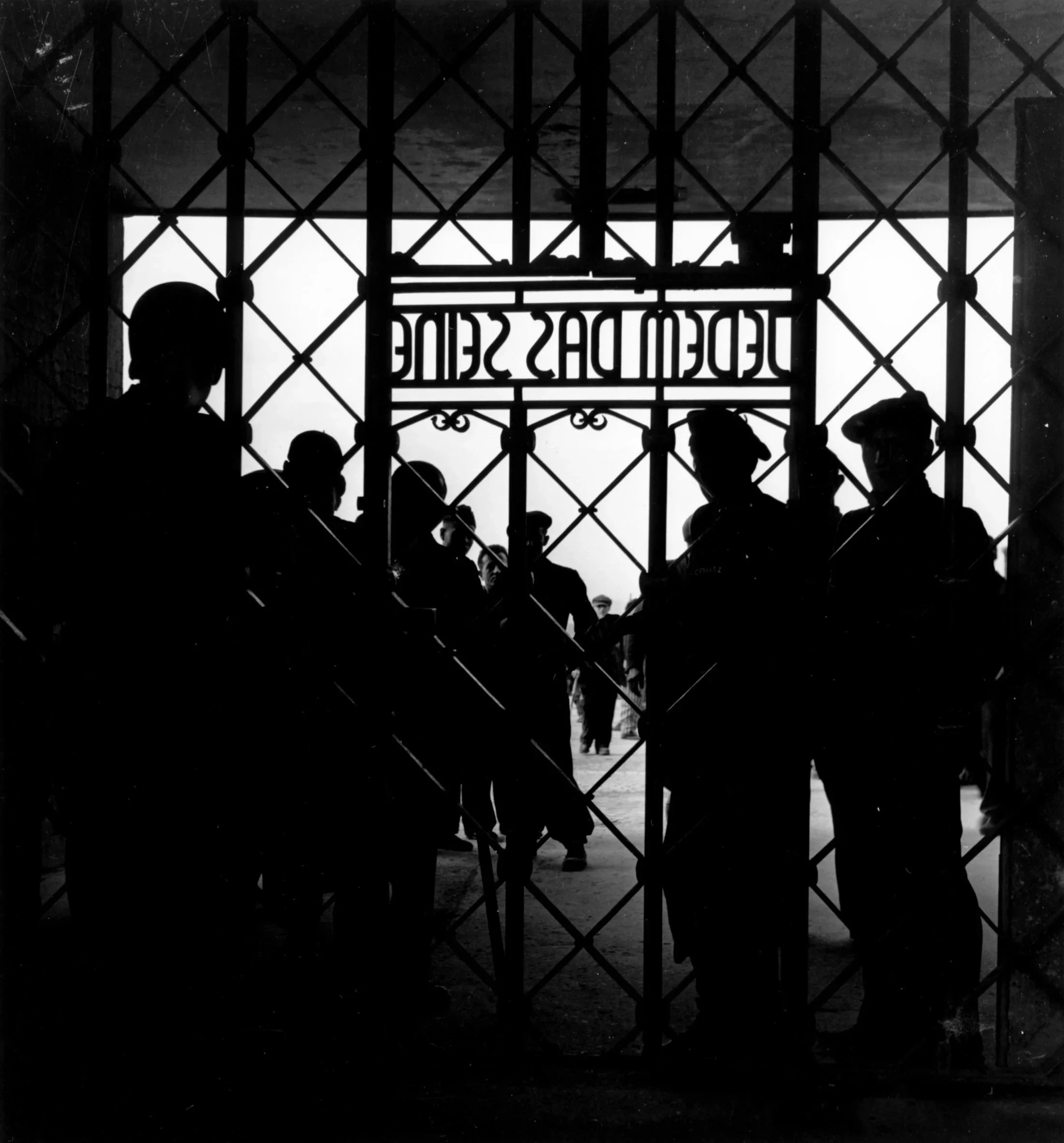 Beauty and brutality intermix in Polygon Gallery’s new show Lee Miller: A Photographer at Work (1932-1945)