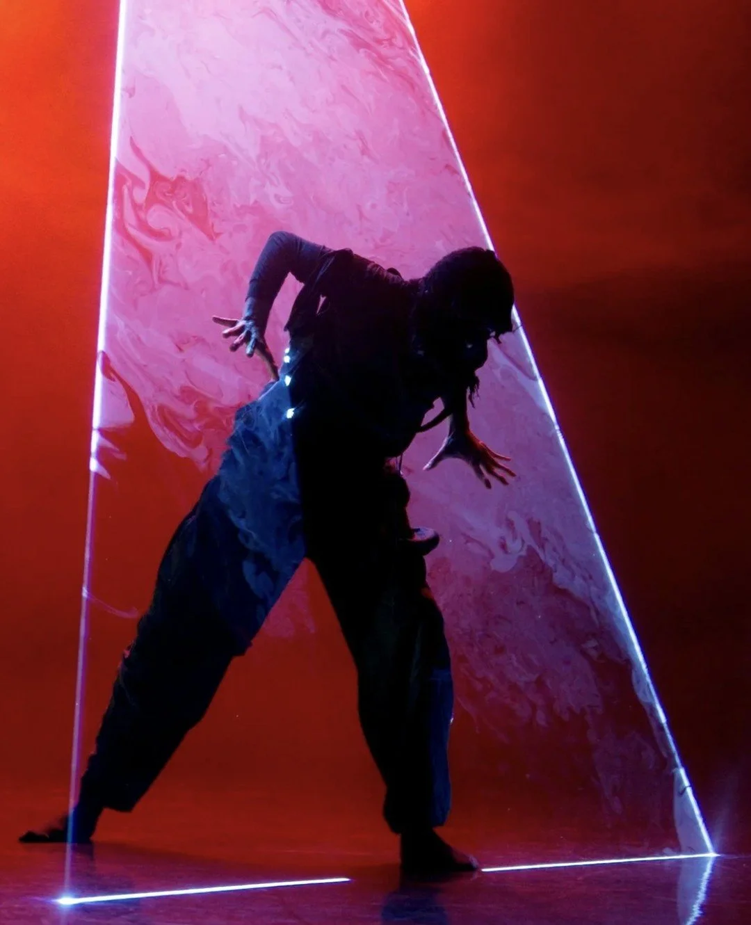 Movement meets multi-laser projections as Eric Cheung premieres Contra @thedancecentrebc.⁠
⁠
New production comes as a result of the street dancer&rsquo;s Iris Garland Emerging Choreographer Award win earlier this year.⁠
⁠
Find all the details at Sti