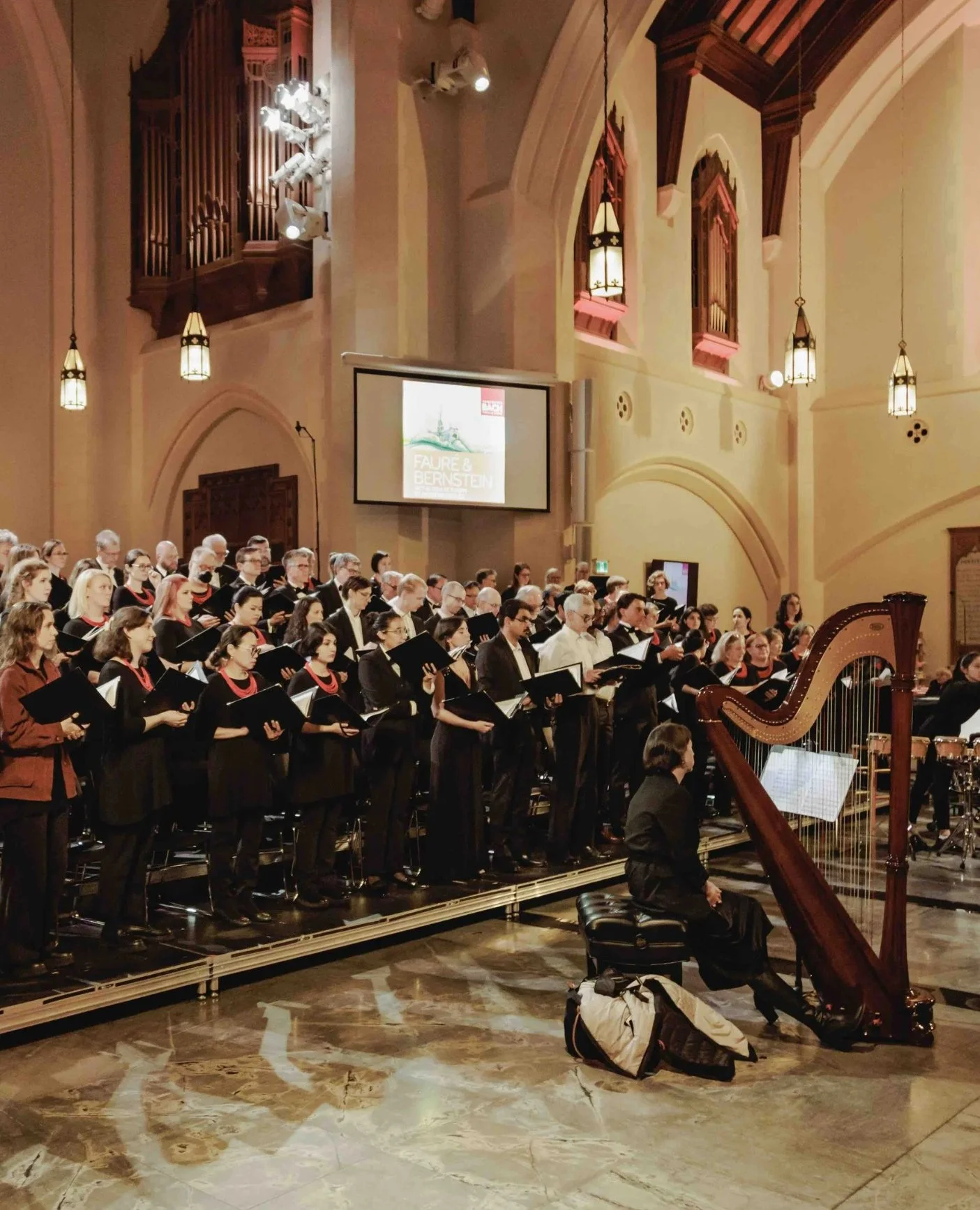 Vancouver Bach Choir ushers in the holidays with Bach&rsquo;s Christmas Oratorio, December 6.⁠
⁠
Featured soloists include soprano Chloe Hurst, mezzo-soprano Emma Parkinson, tenor Colin Ainsworth, and baritone Aaron Durand.⁠
⁠
Read more at Stir. ⁠
⁠
