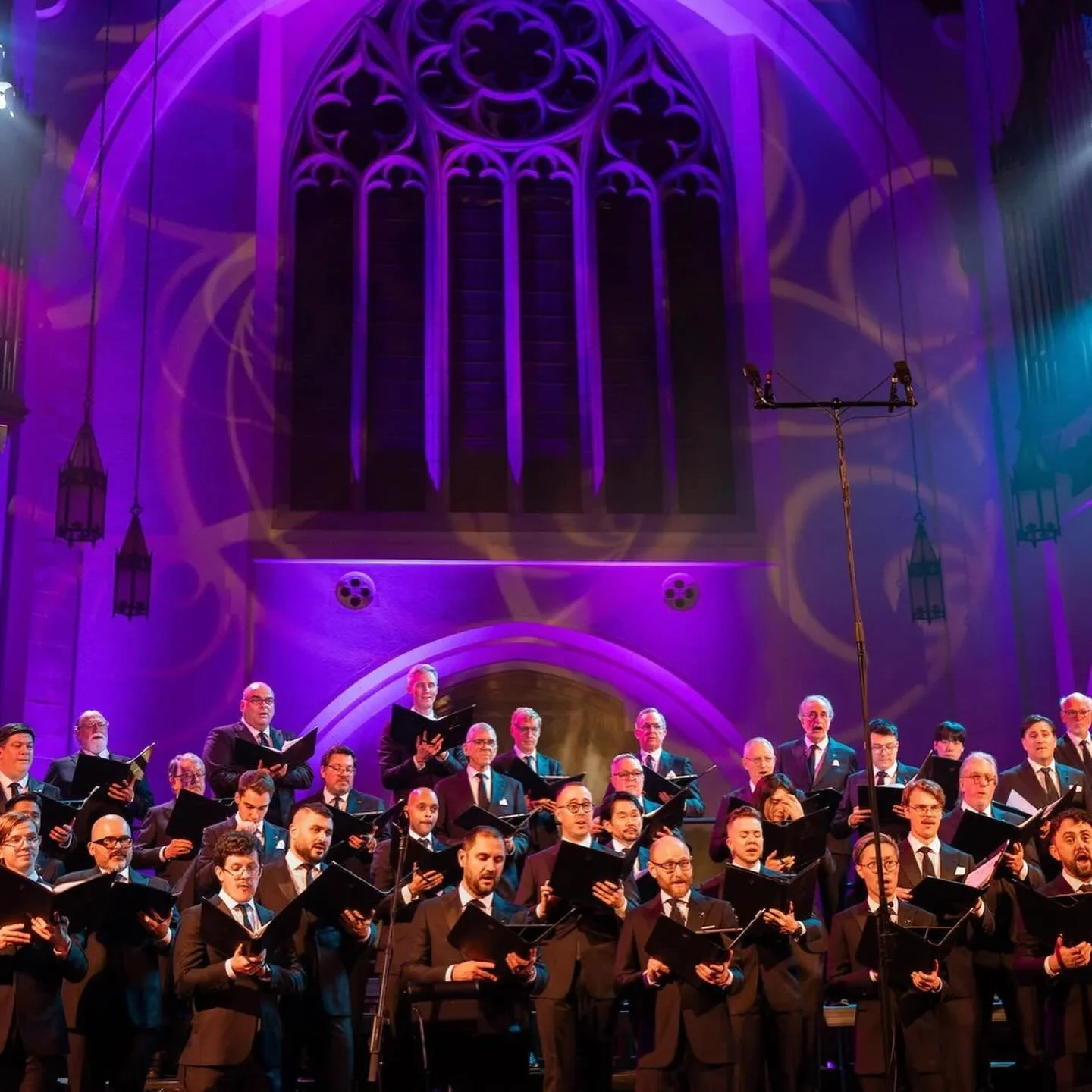 At Christmas With Chor Leoni, Saina Khaledi premieres Persian song inspired by her father&rsquo;s melodies. 

Composer-musician draws on years of memories in new piece for santour and choir that celebrates Yalda Night. Read more at Stir. 

#yvrmusic 