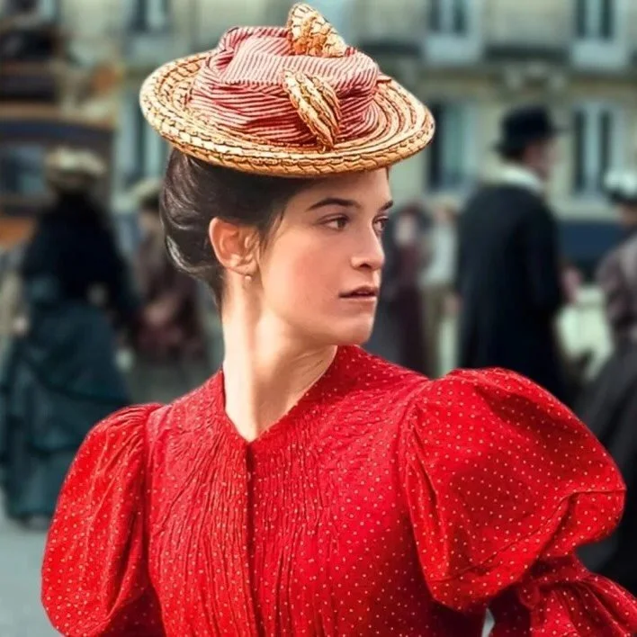 La Venue de l&rsquo;avenir (Colours of Time) takes a lighthearted trip back to 1895 Paris, at VIFF Centre to January 5. 

Four relatives converge on an old house, discovering the story of an ancestor who journeyed to the City of Light during the Impr