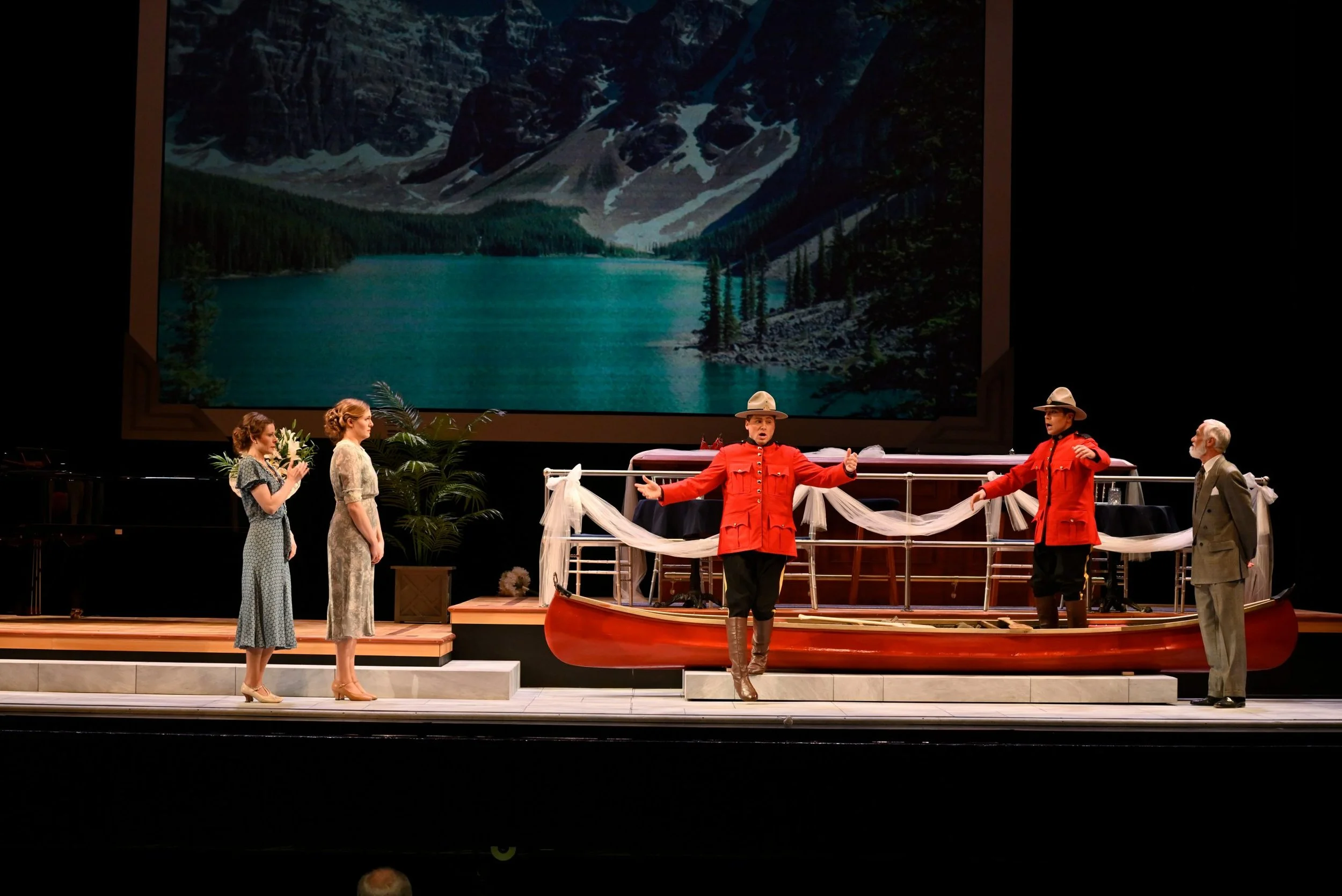 Cosí fan tutte gets a vintage-Canadian refresh under director Robert Herriot at Vancouver Opera