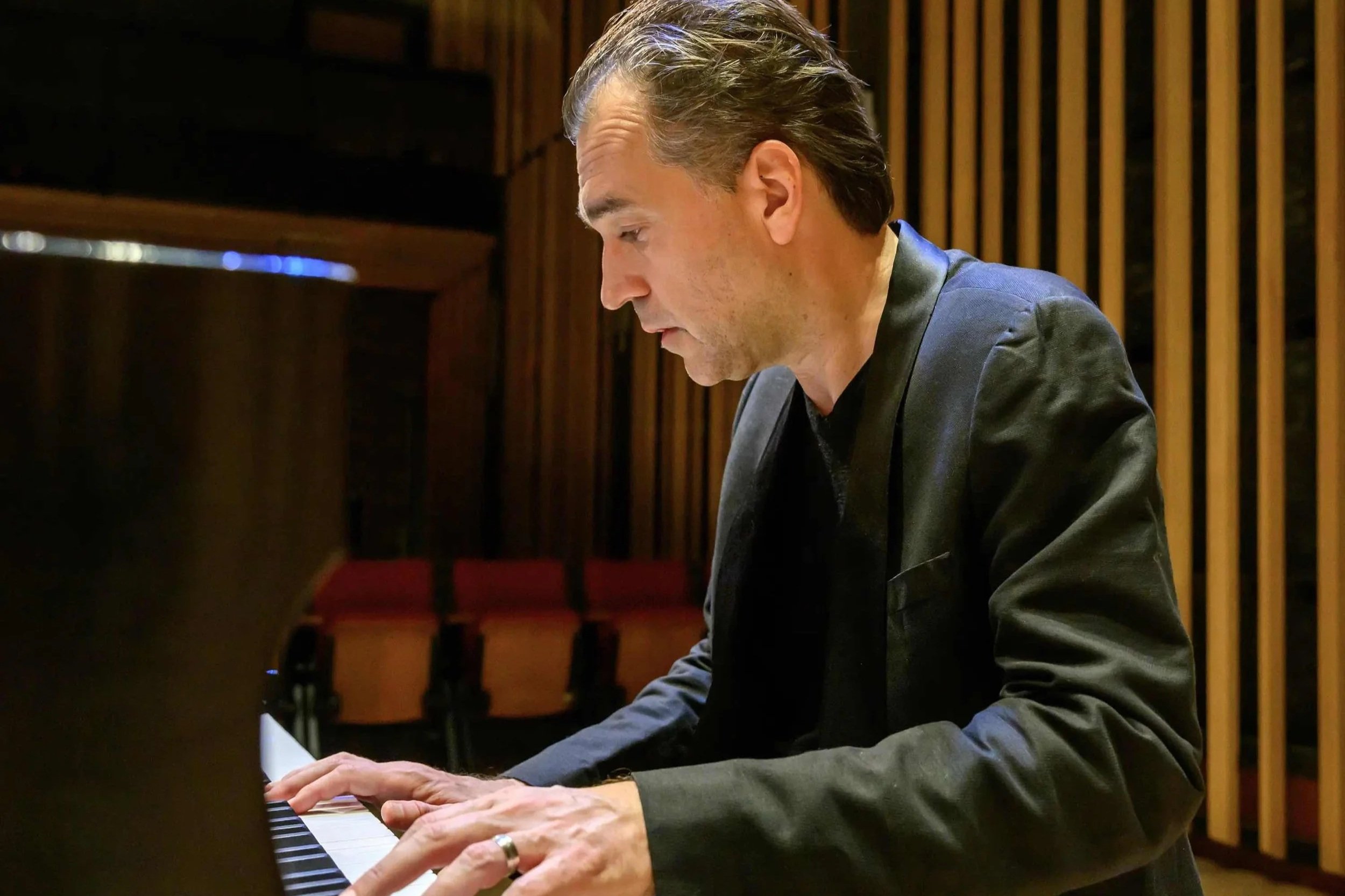 Radiohead on the roster as Leslie Dala plays piano recital at Behind the Keys, February 13