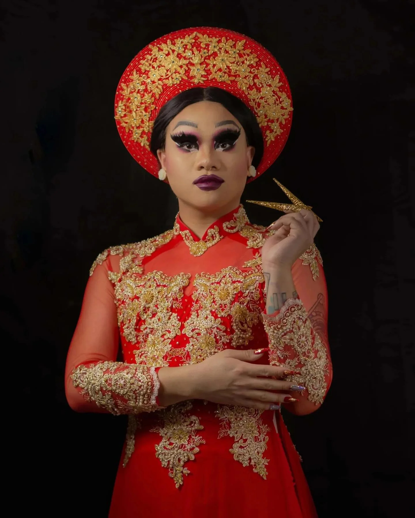 Ahead of the Family Forward Festival, Ruby Chopstix praises their mom&rsquo;s unconditional support. 

In a short documentary, the Vietnamese Canadian queen reflects on becoming the country&rsquo;s first drag artist-in-residence. 

Read more at Stir.