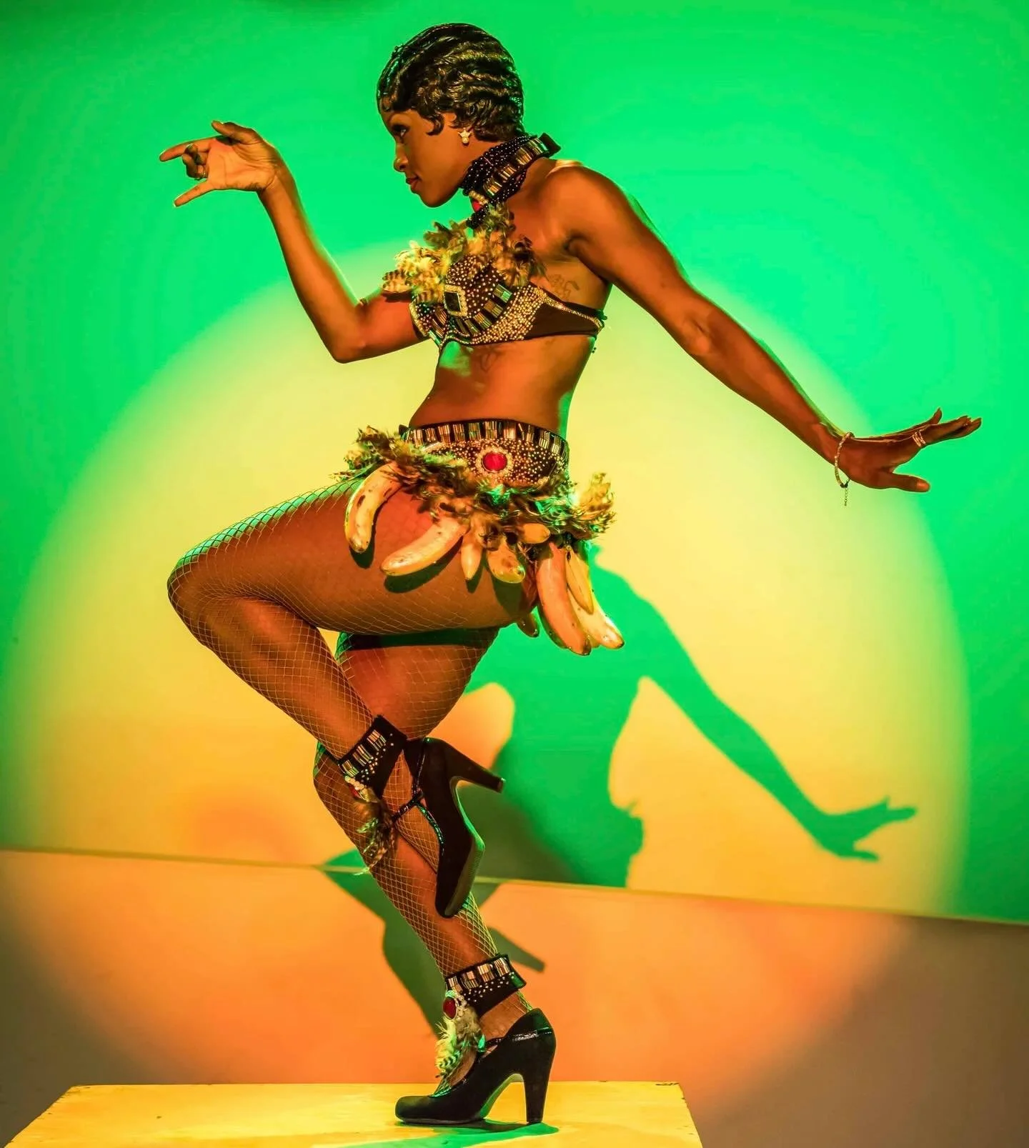 Tymisha Harris brings joie de vivre to a cabaret icon in Josephine. Burlesque-infused biographical play tells of the legendary African-American performer&rsquo;s wide-ranging accomplishments. 

Read more ahead of the show at @kaymeekartscentre. 

#ca