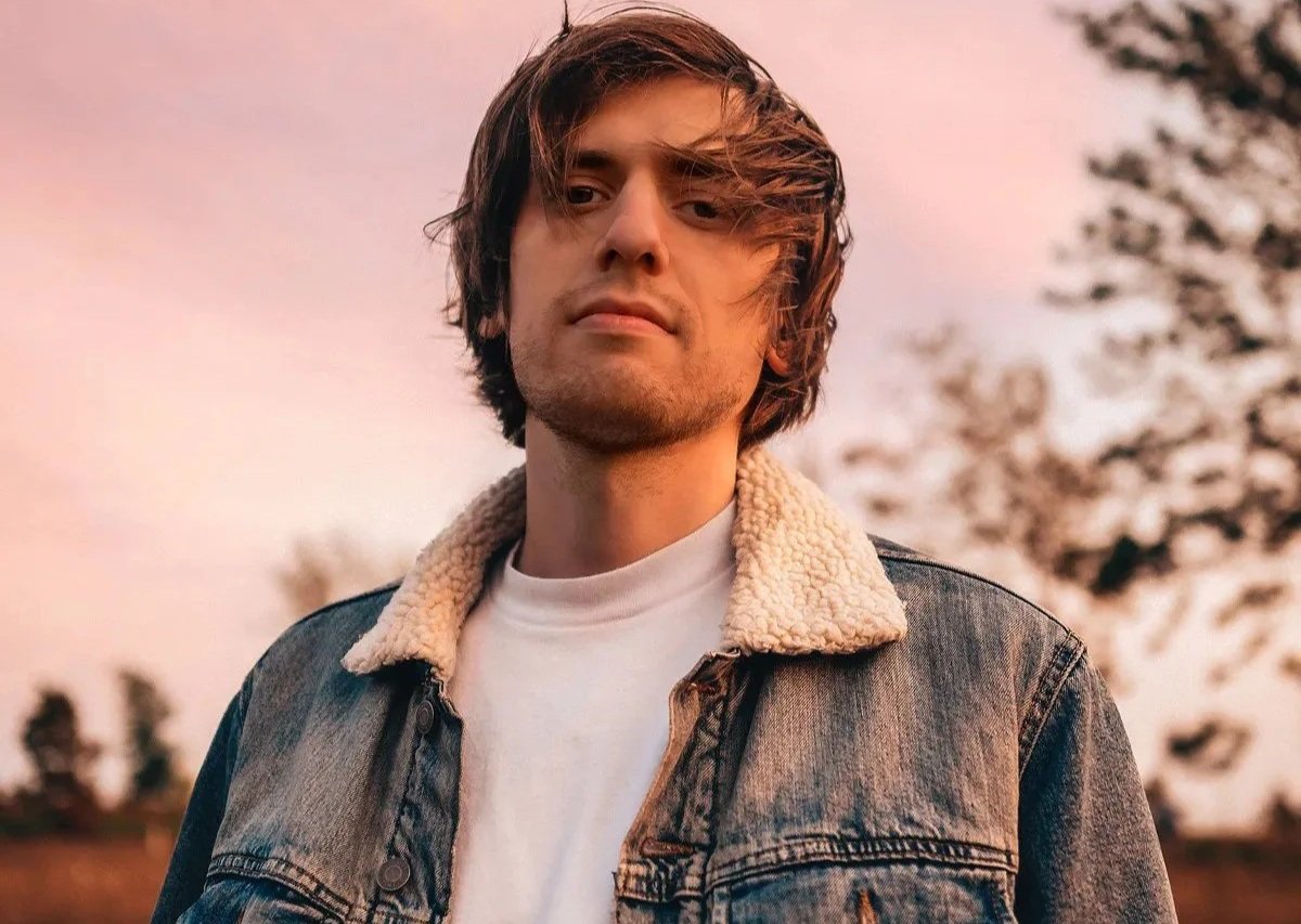 Bilingual Montreal tunesmith Aleksi Campagne carries on a family tradition