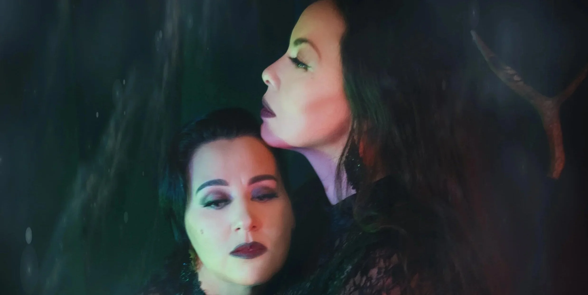 Throat-singing duo PIQSIQ inspire with tales of complex heroes and eerie creatures of the North