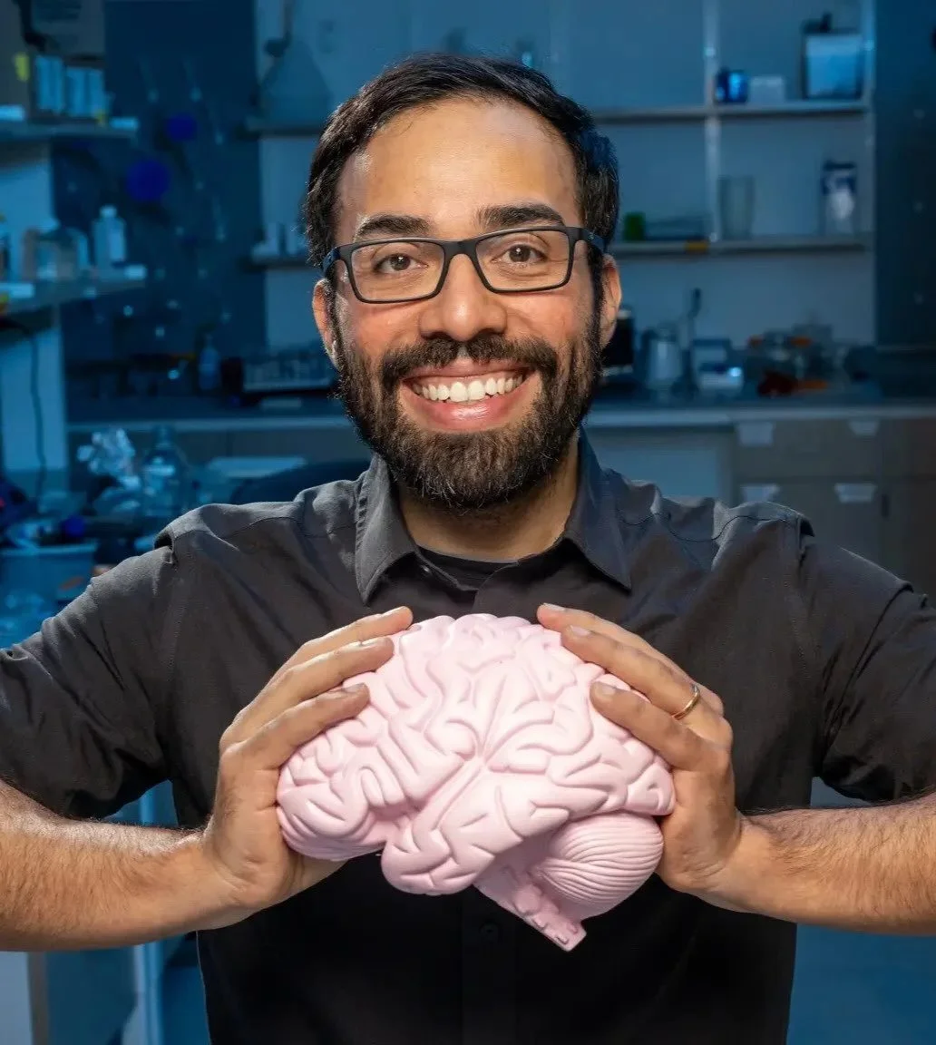 Steve Ramirez probes the brain&rsquo;s secrets for National Geographic Live on April 21

The neuroscientist and author is exploring new treatments for symptoms of PTSD and depression, and it all starts with untangling good memories from bad ones. 

R