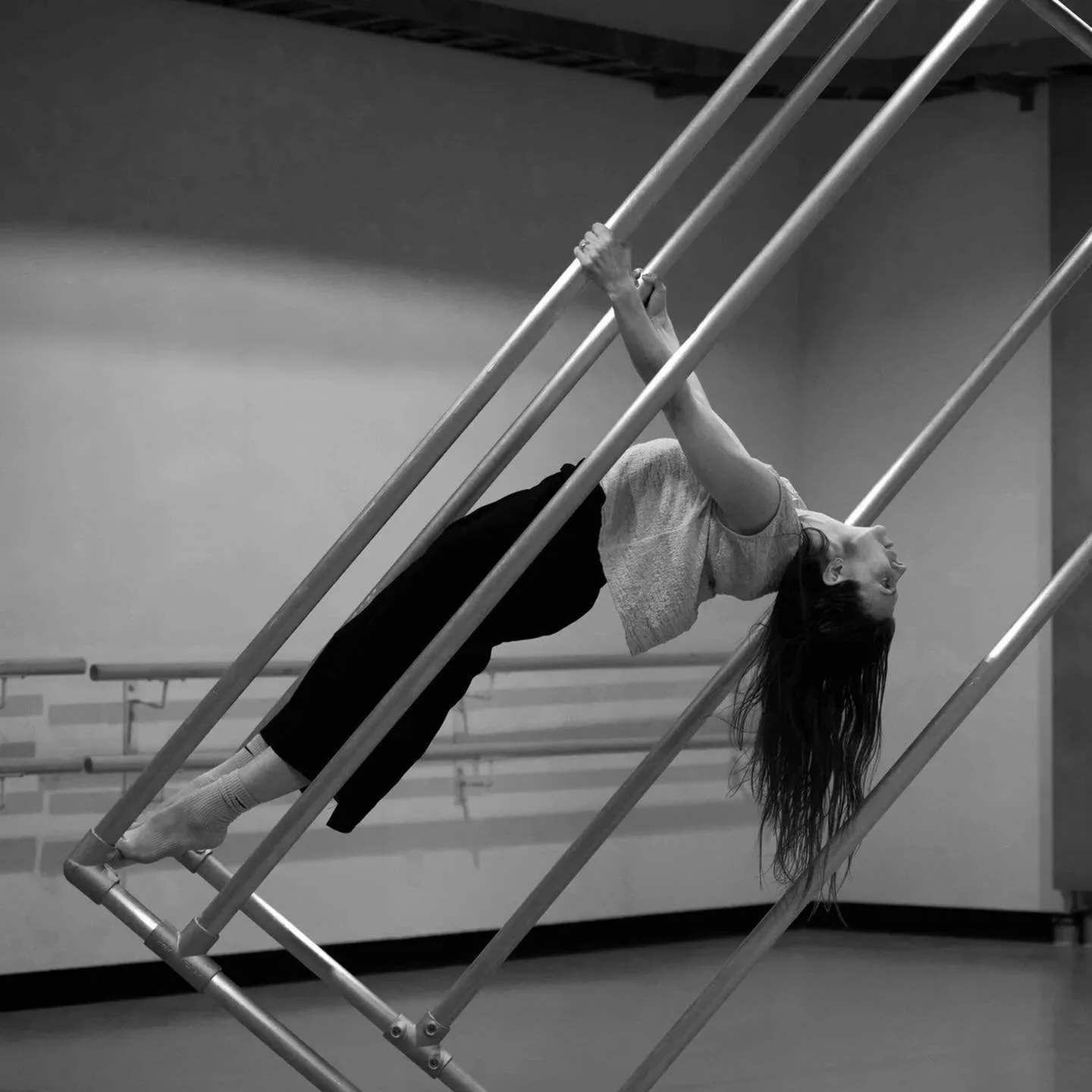 Wen Wei Wang rediscovers himself as a choreographer, with powerful meditations on life in Last Breath 最后的呼吸. 

On Belle Spirale Dance Projects&rsquo; Exhale program, the Vancouver artist creates his first piece since leaving Ballet Edmonton&mdash;com