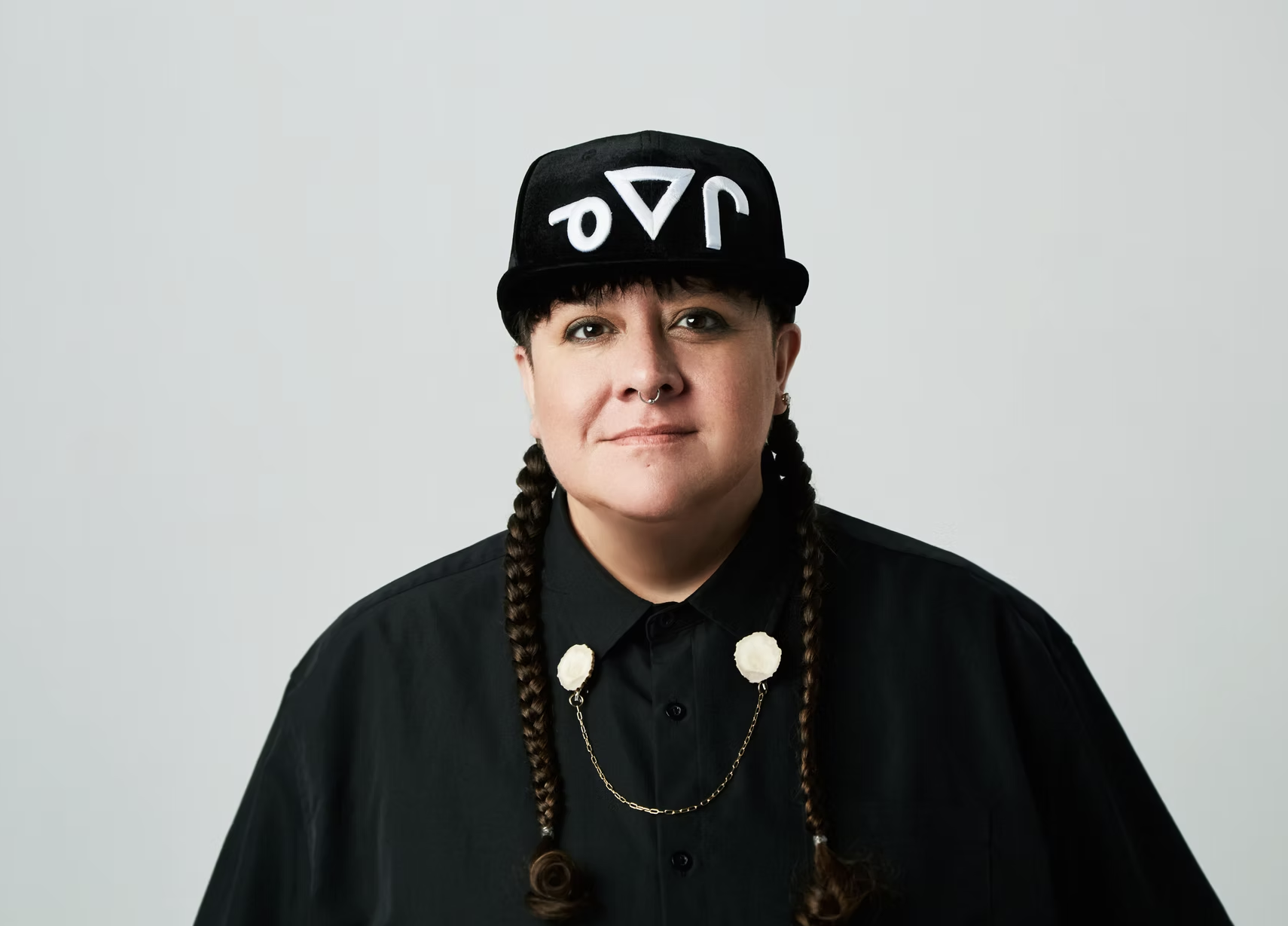 Outpouring of grief at news of cello innovator Cris Derksen's death