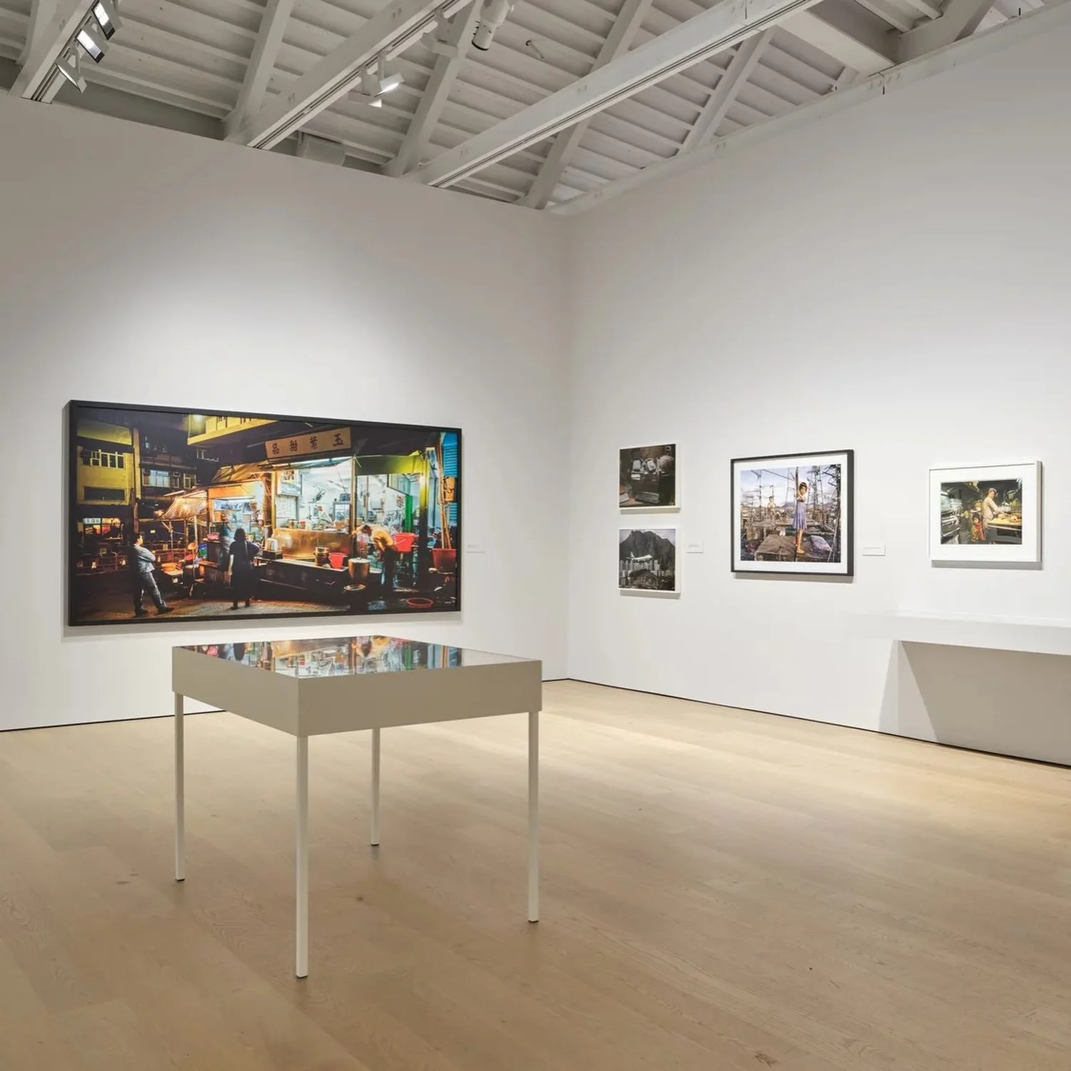 At The Polygon, remarkable new exhibition connects Greg Girard&rsquo;s images from across the decades, and across the Pacific. 

 In Greg Girard: Photographs 1972&ndash;2026, Vancouver artist&rsquo;s well-known nighttime hideaways and cityscapes shar