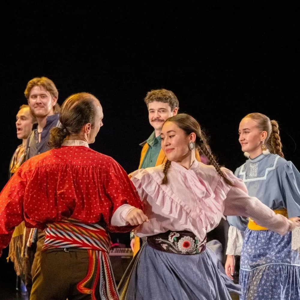 Have a Senior Moment Festival marks its fourth edition with plays, music, artist salons, and more, September 25 to October 4. 

The 10-day program opens with an On Our Feet (OOF!) staged reading of Carol Shields and Dave Williamson&rsquo;s comedy Ann