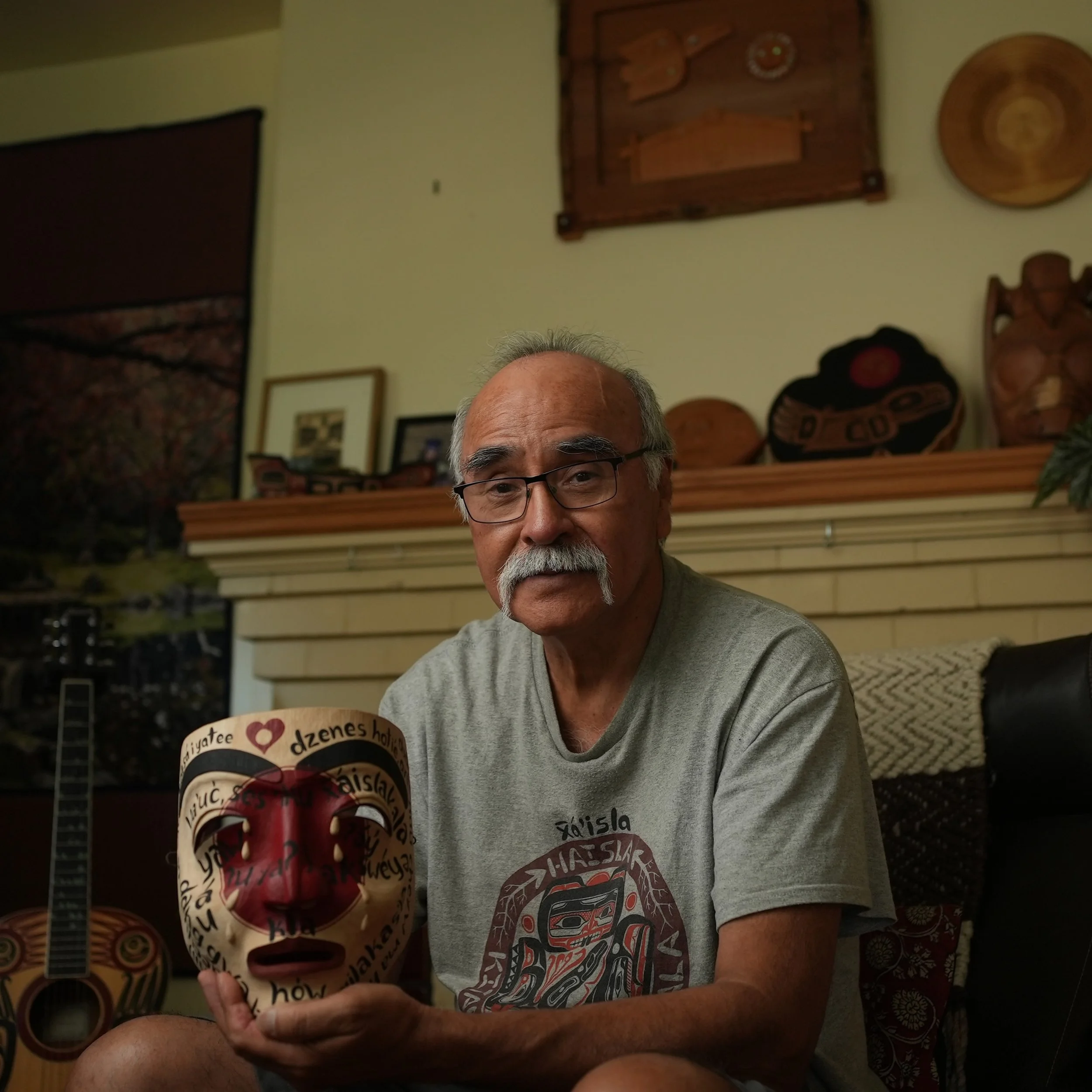 BC Achievement Foundation awards honour the best in applied design and Indigenous arts. 

The organization has named this year&rsquo;s recipients of the Sam Carter Award in Applied Art and Design and the Polygon Award in First Nations Art. 

Read mor